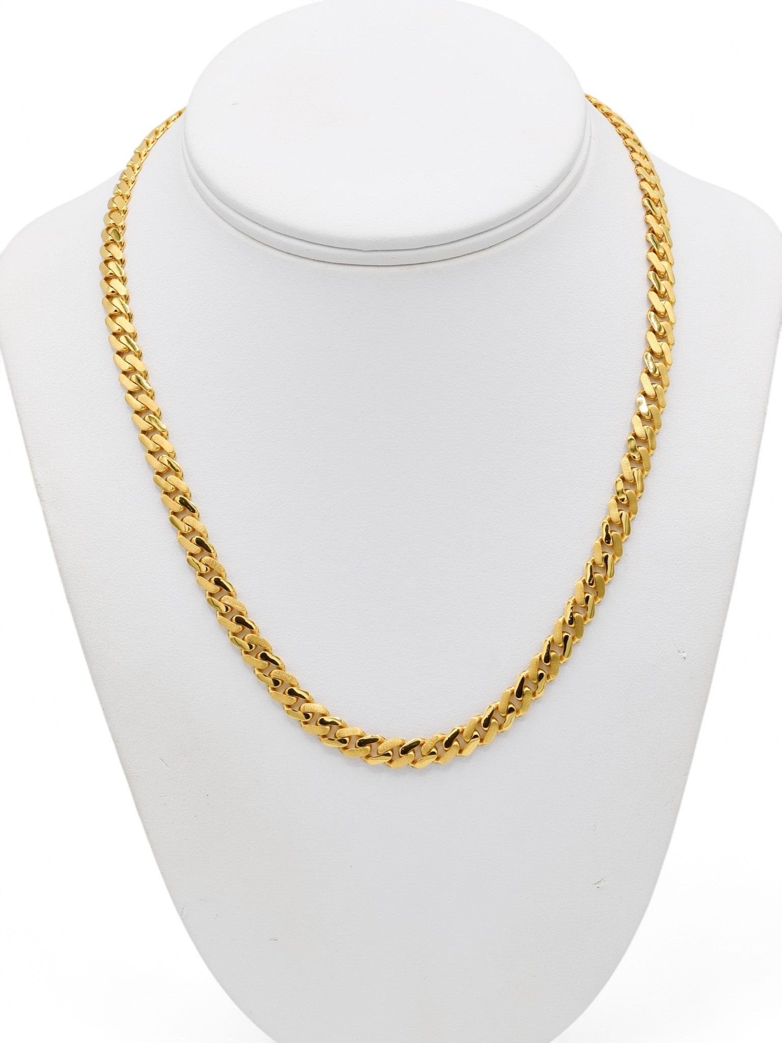22ct Gold Curb Chain – Roop Darshan
