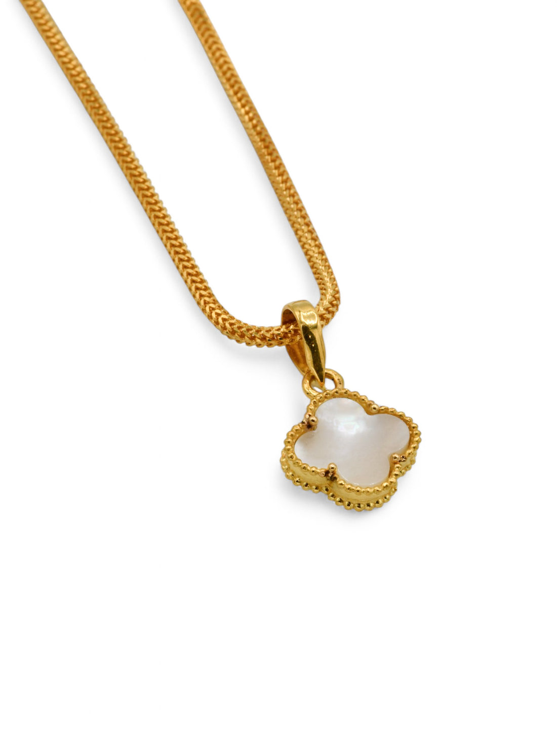 22ct Gold MOP Flower Pendant
