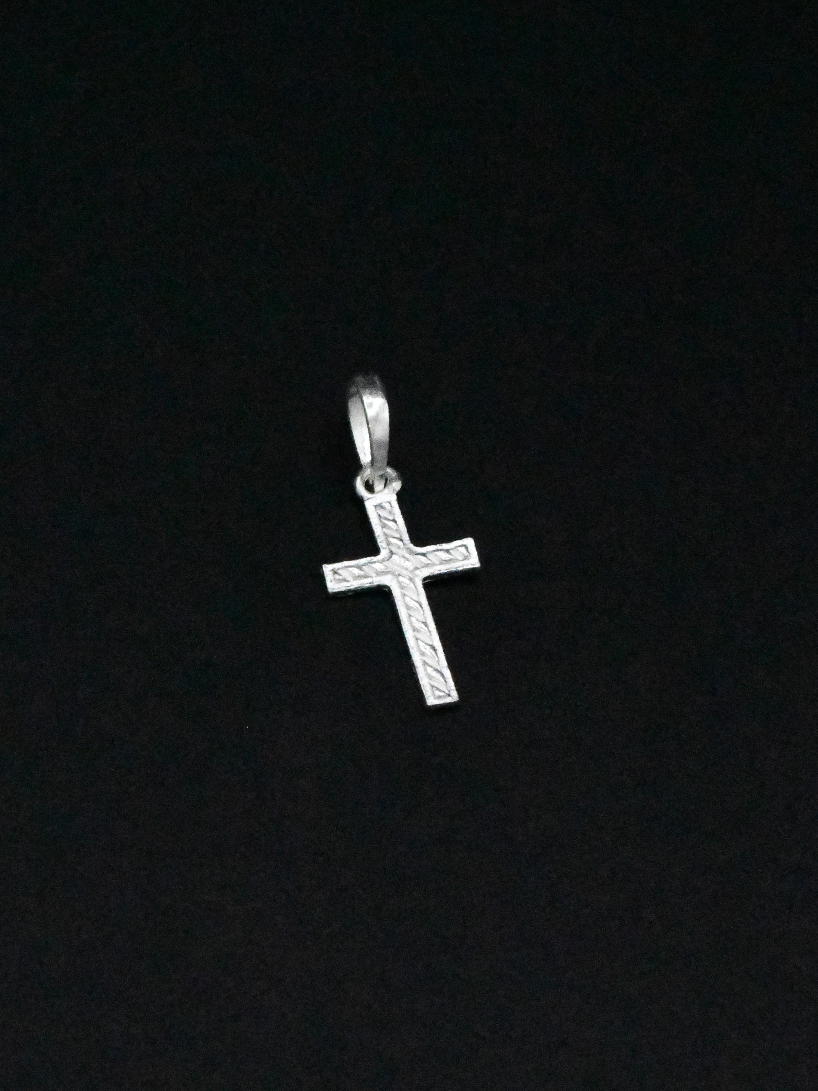 Silver Cross Pendant - Roop Darshan