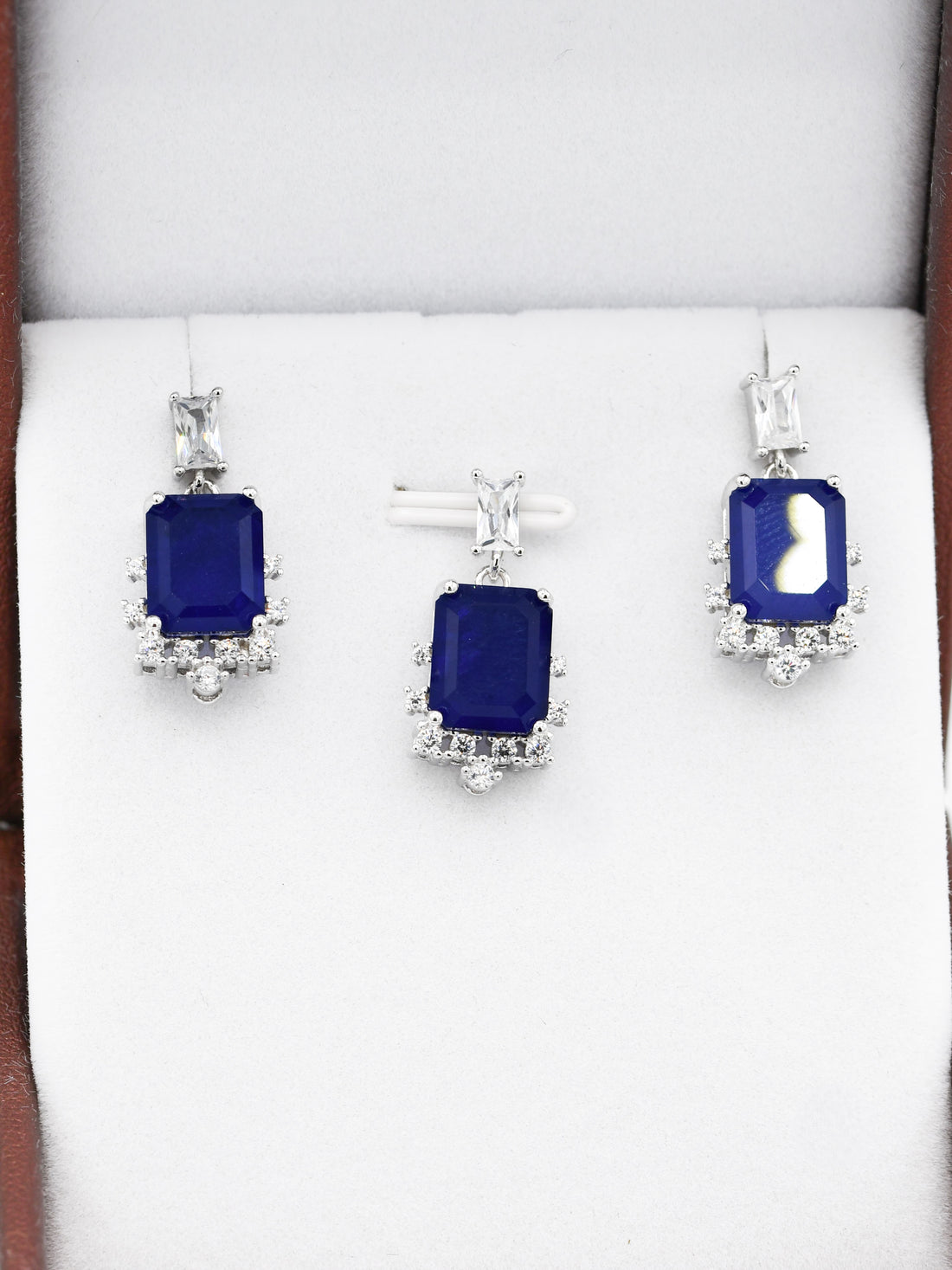 Silver CZ Pendant Set - Roop Darshan