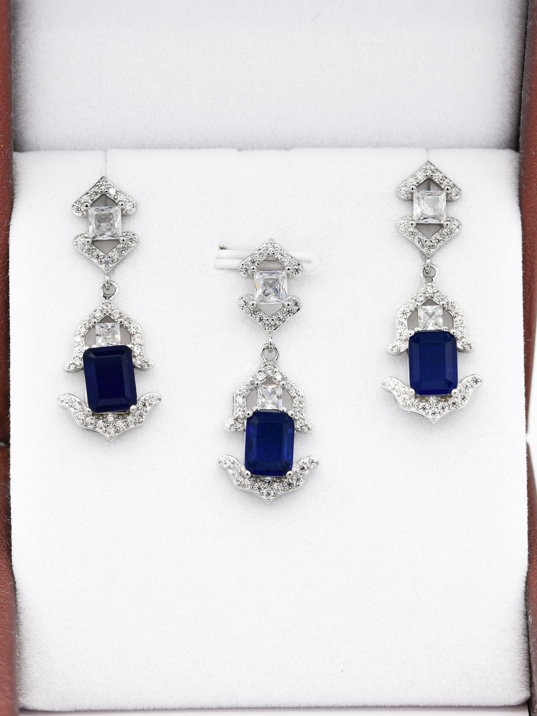 Silver CZ Pendant Set - Roop Darshan
