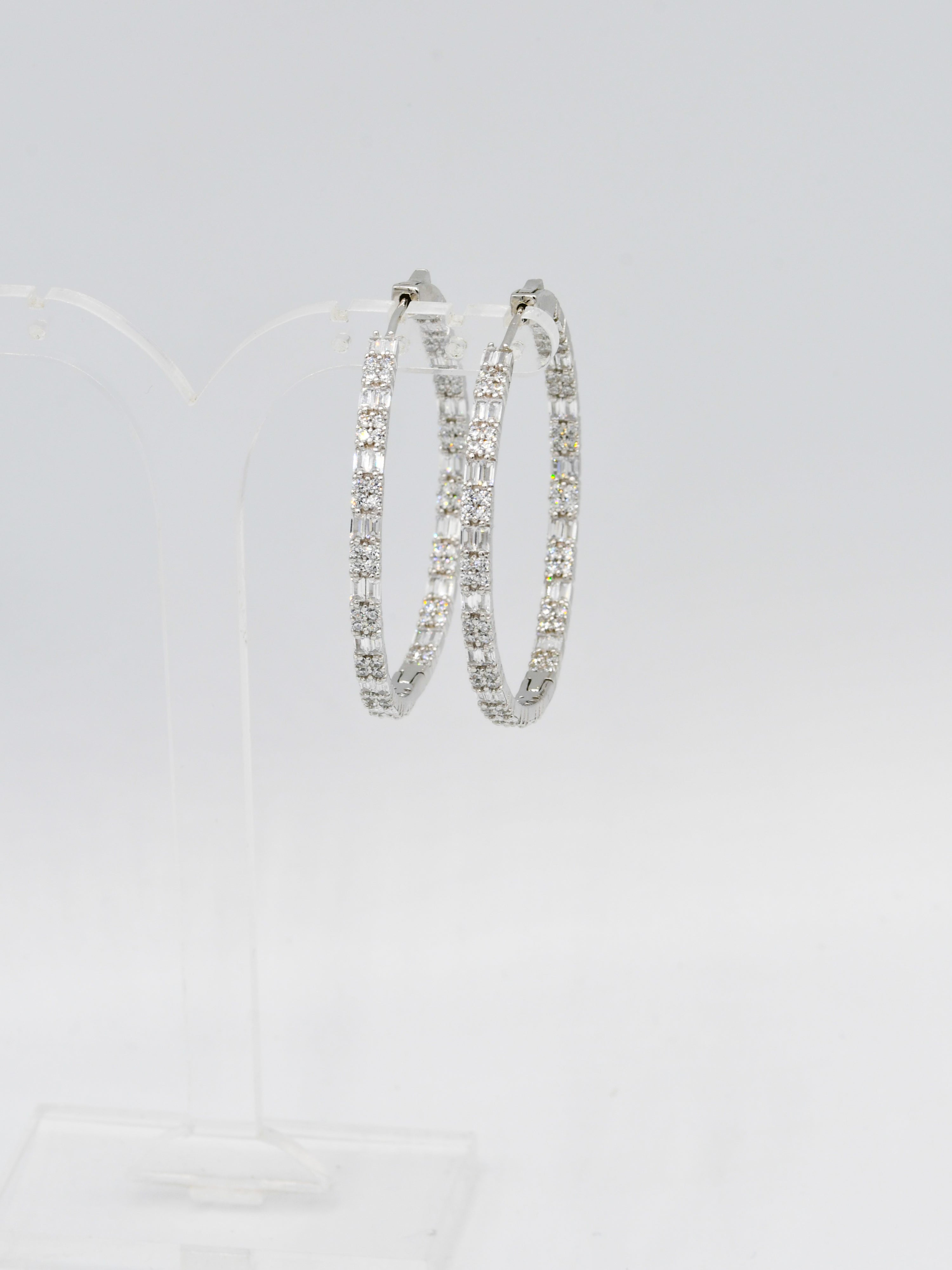 Sterling Silver CZ Bali - Roop Darshan