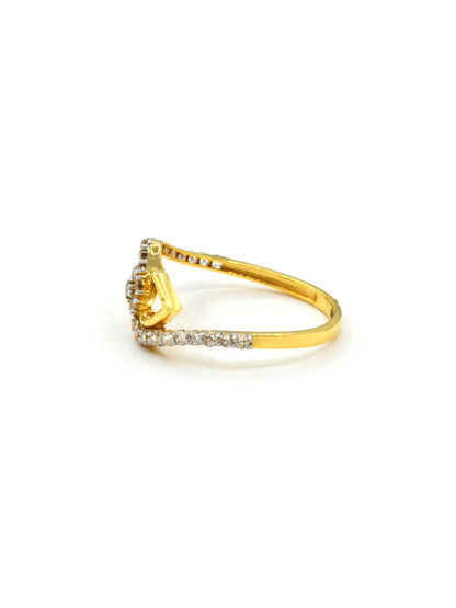 18ct Gold CZ Ladies Ring 1.64 GMS - Roop Darshan