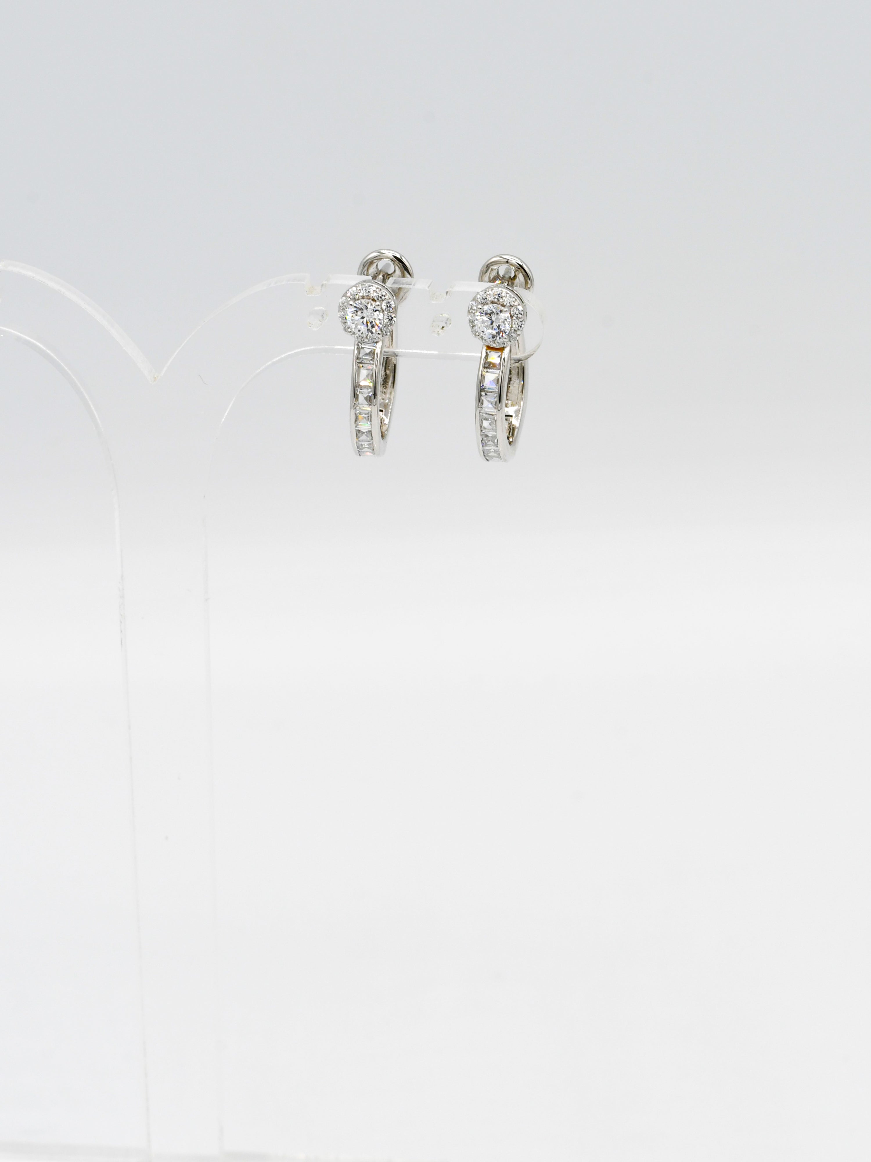 Sterling Silver CZ Bali - Roop Darshan
