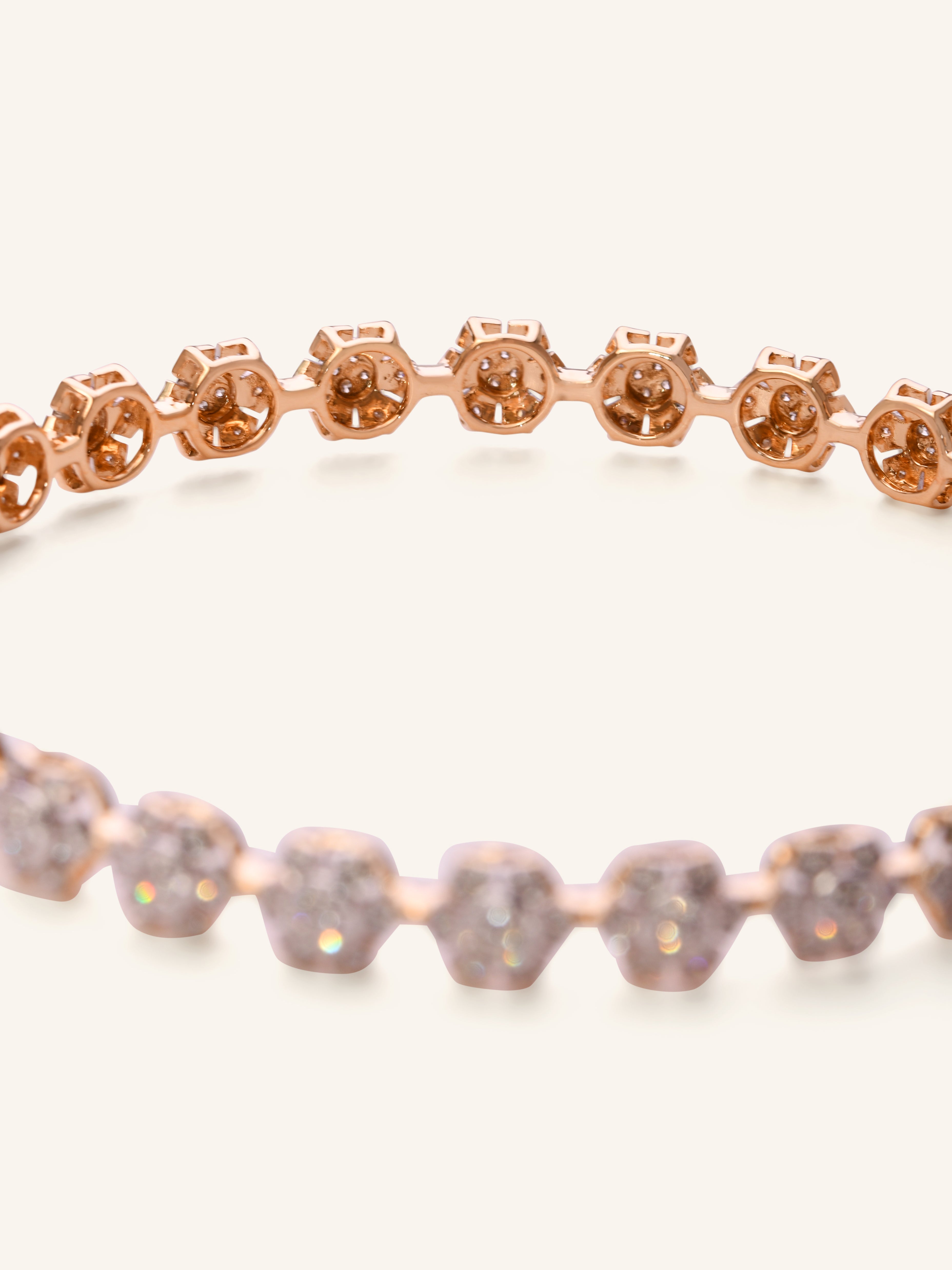 18ct Gold Dia Bangle 1 PC NW 14.136 GMS 270 Dia 1.52ct - Roop Darshan