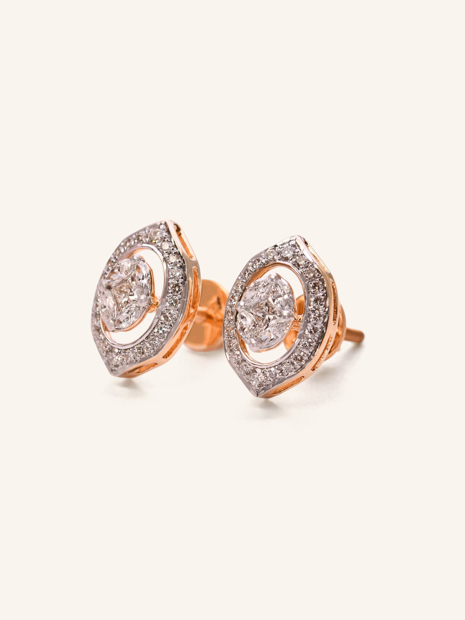18ct Gold Dia Stud Earring NW 2.628 GMS 54 Dia 0.56ct - Roop Darshan
