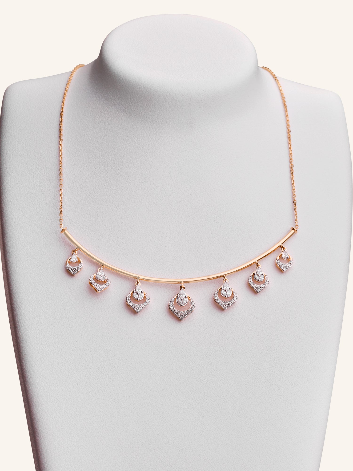 18ct Gold Dia Fancy Chain NW 9.222 GMS 105 Dia 1.24ct - Roop Darshan