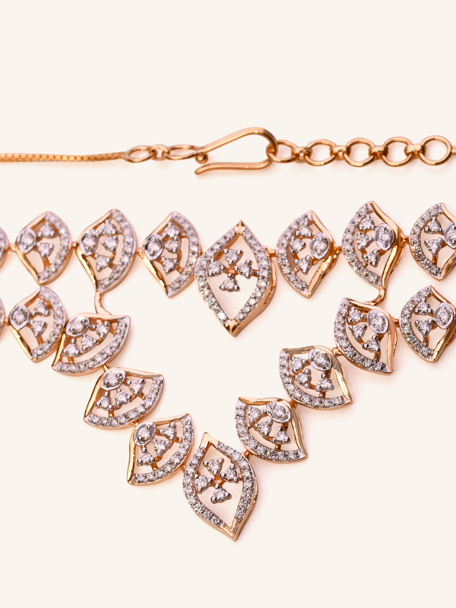 18ct Gold Dia Fancy Chain NW 20.498 GMS 478 Dia 3.01ct - Roop Darshan