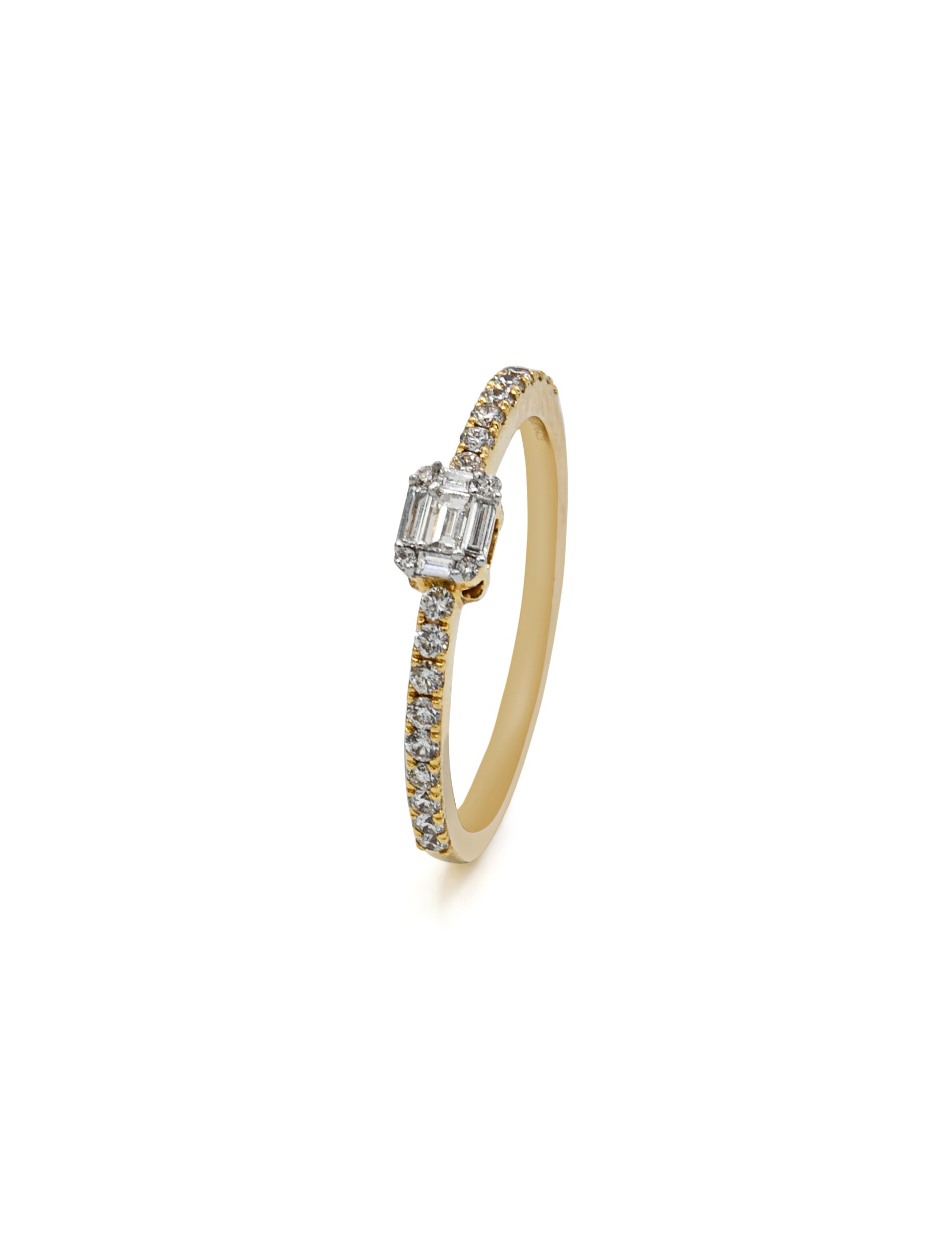 18ct Gold Dia Ladies Ring NW 1.938 GMS 27 Dia 0.31 ct - Roop Darshan