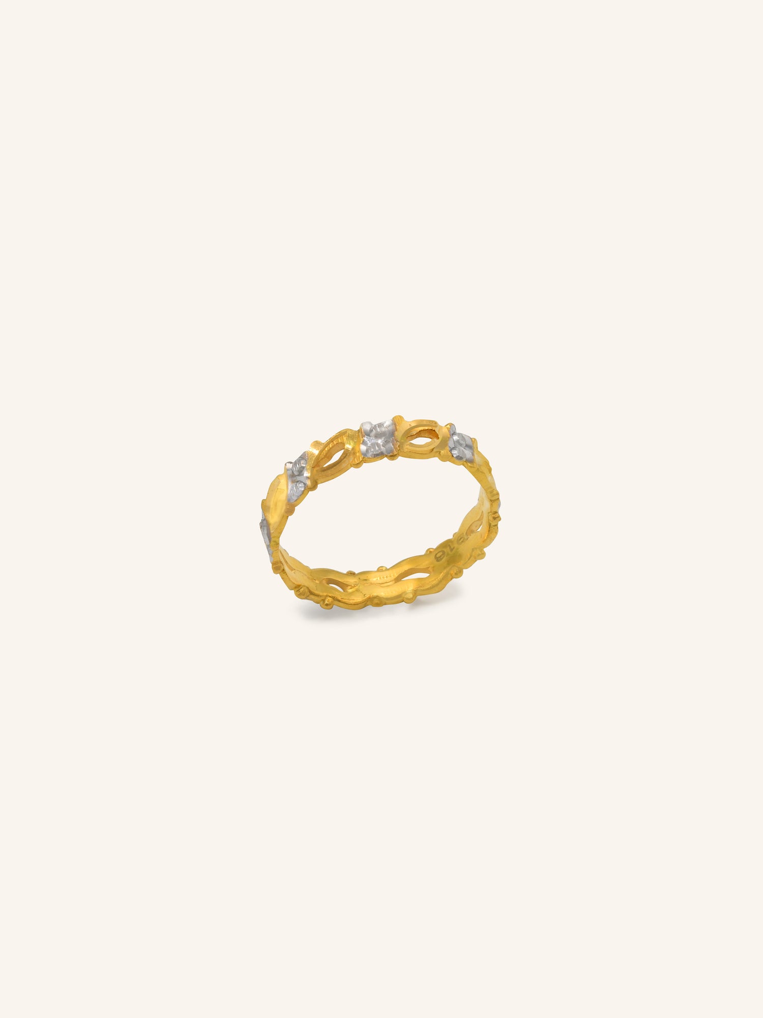 22ct Gold Two Tone Band Ring 2.44 GMS - Roop Darshan
