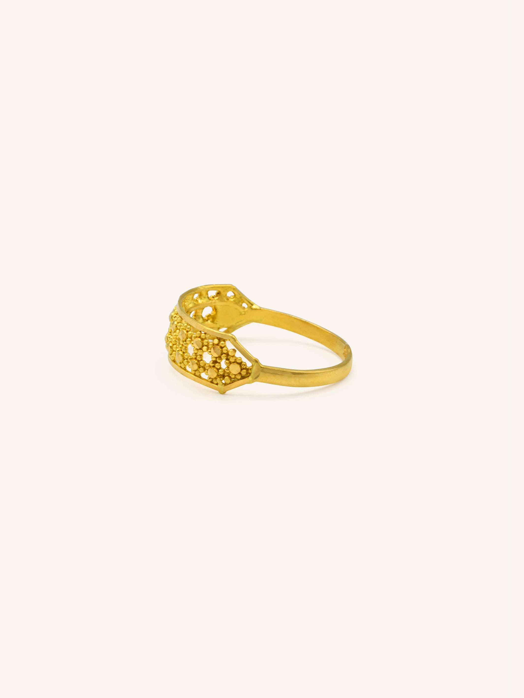 22ct Gold Ladies Ring 2.45 GMS - Roop Darshan