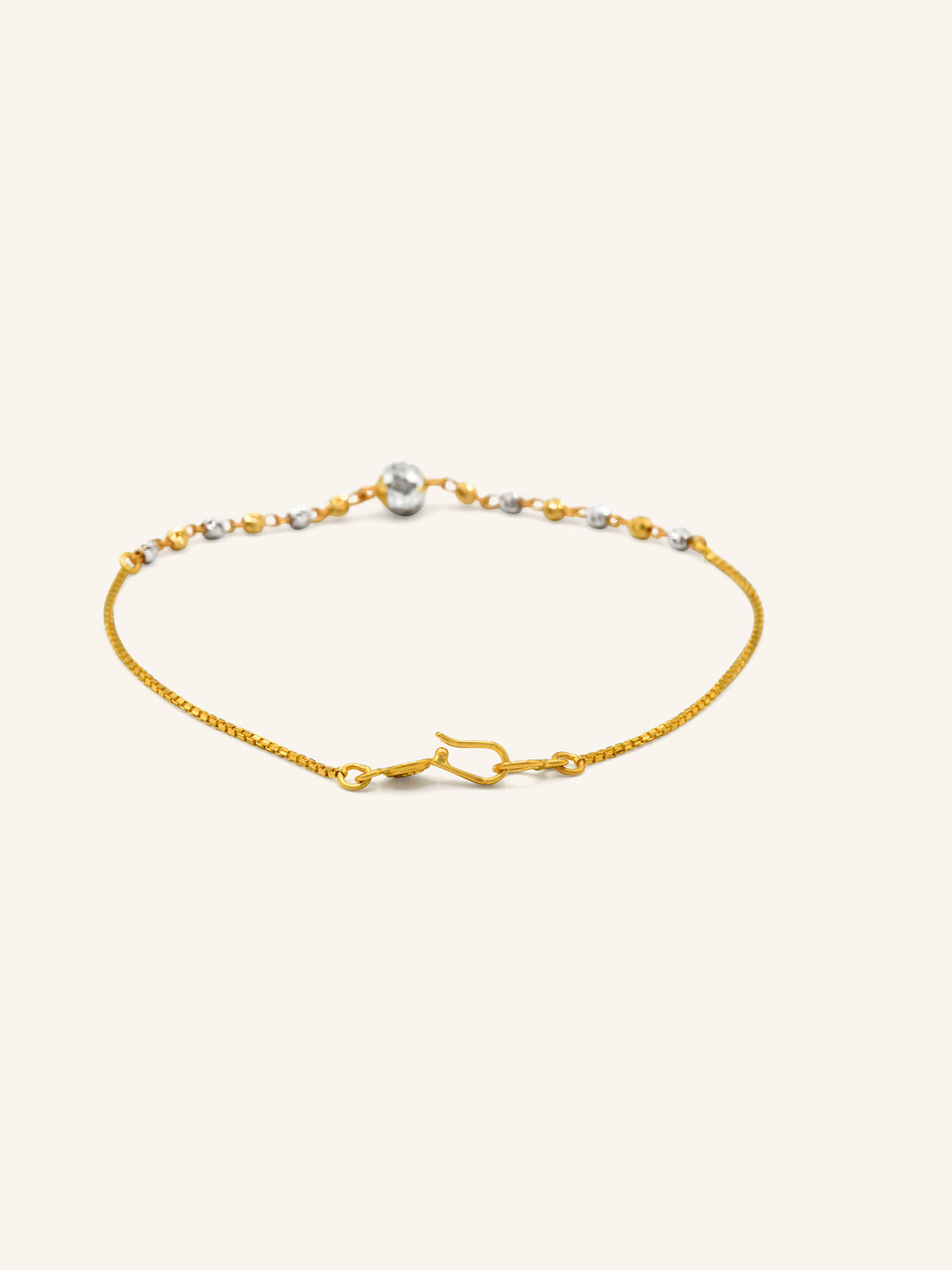 22ct Gold Two Tone Ball Bracelet 2.18 GMS - Roop Darshan