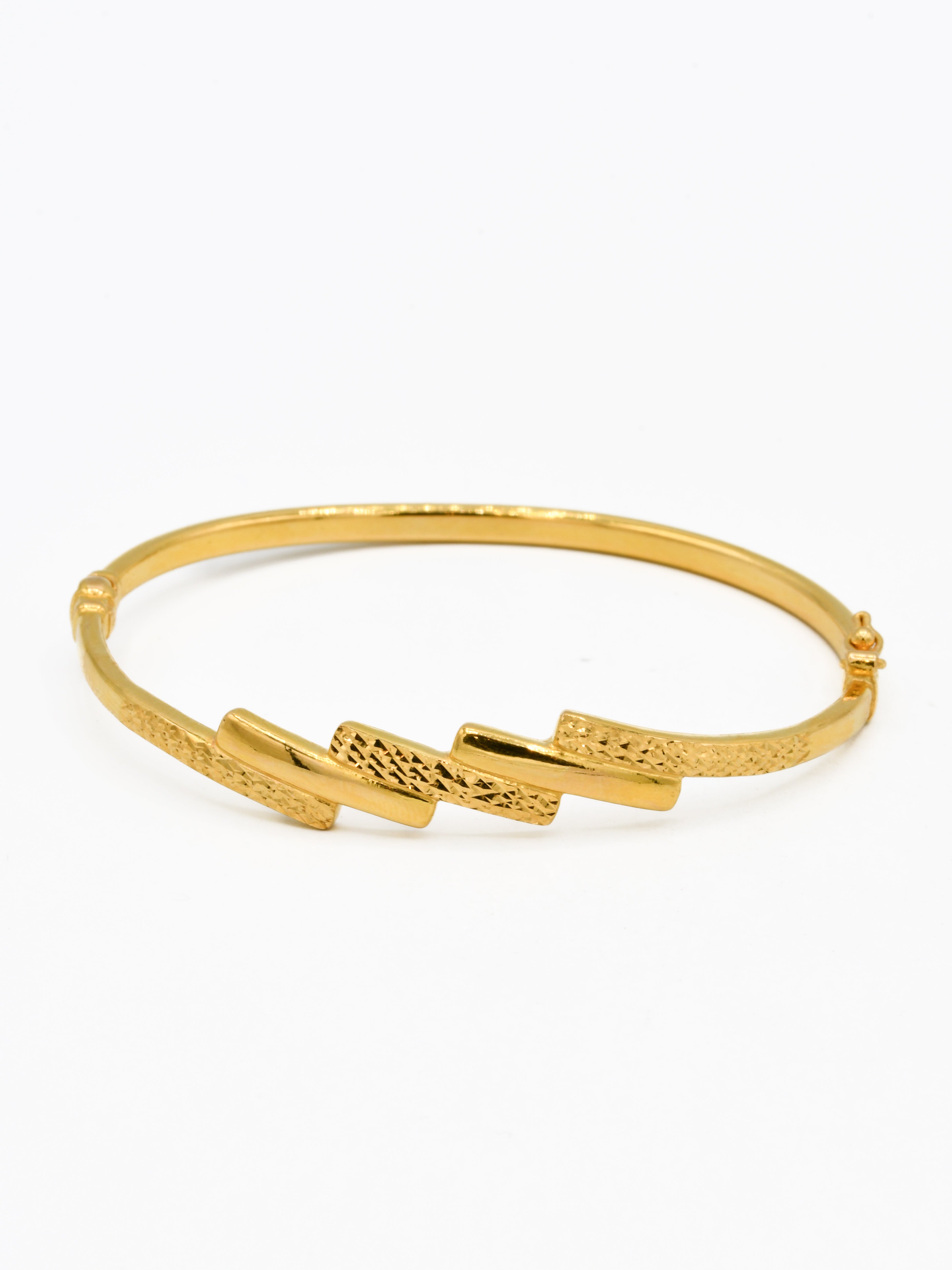 22ct Gold 1 Piece Ladies Bangle