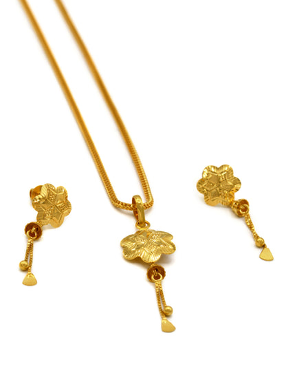 22ct Gold Flower Pendant Set