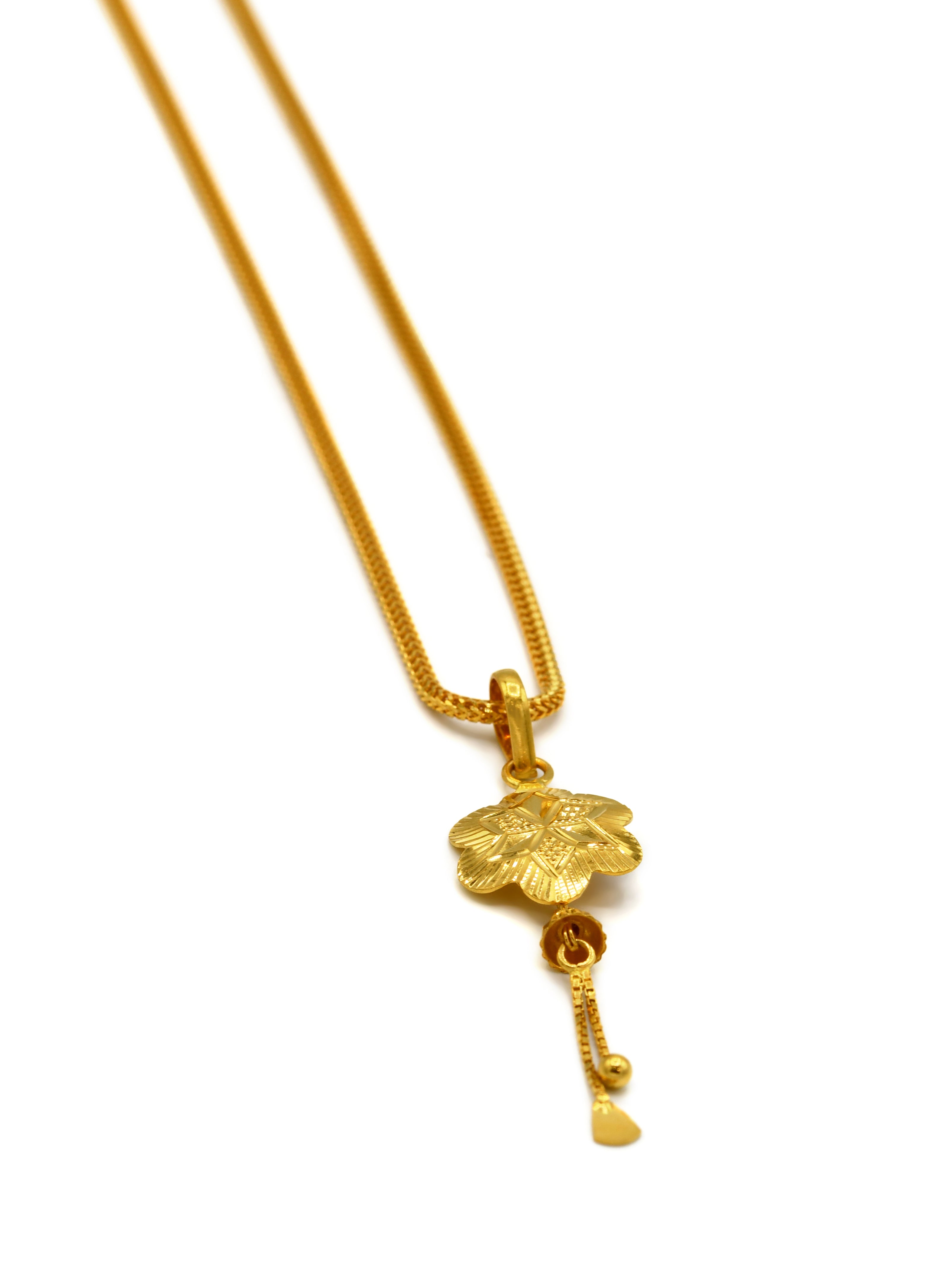 22ct Gold Flower Pendant Set