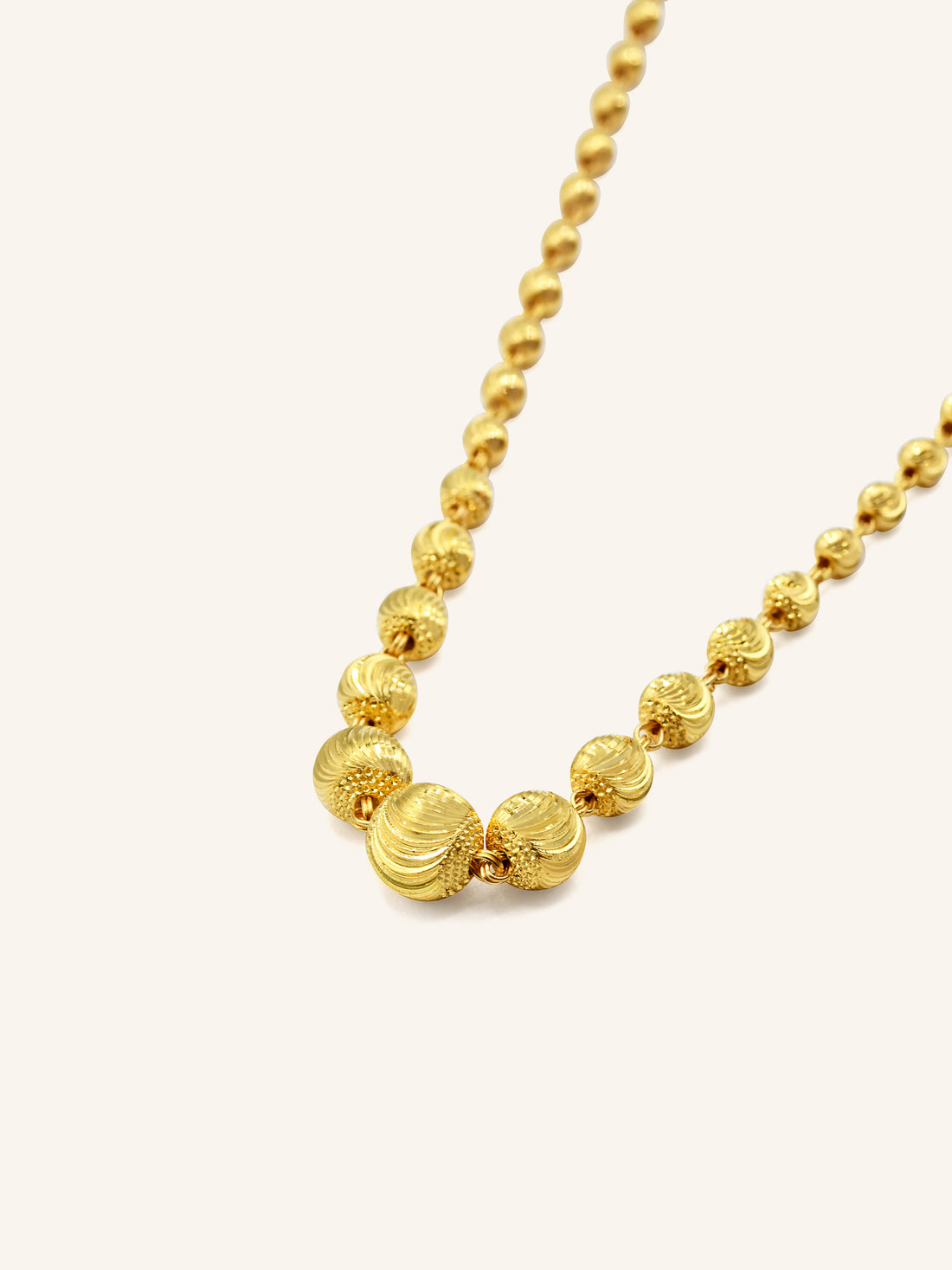 22ct Gold Ball Fancy Chain 11.22 GMS - Roop Darshan