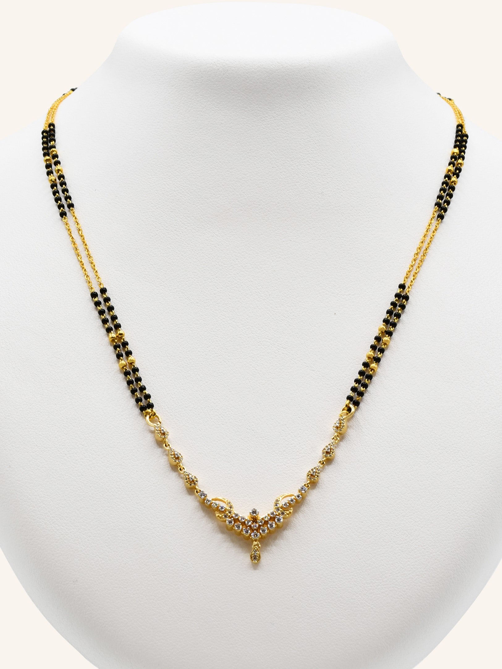 18ct Gold Diamond Mangal Sutra - Roop Darshan