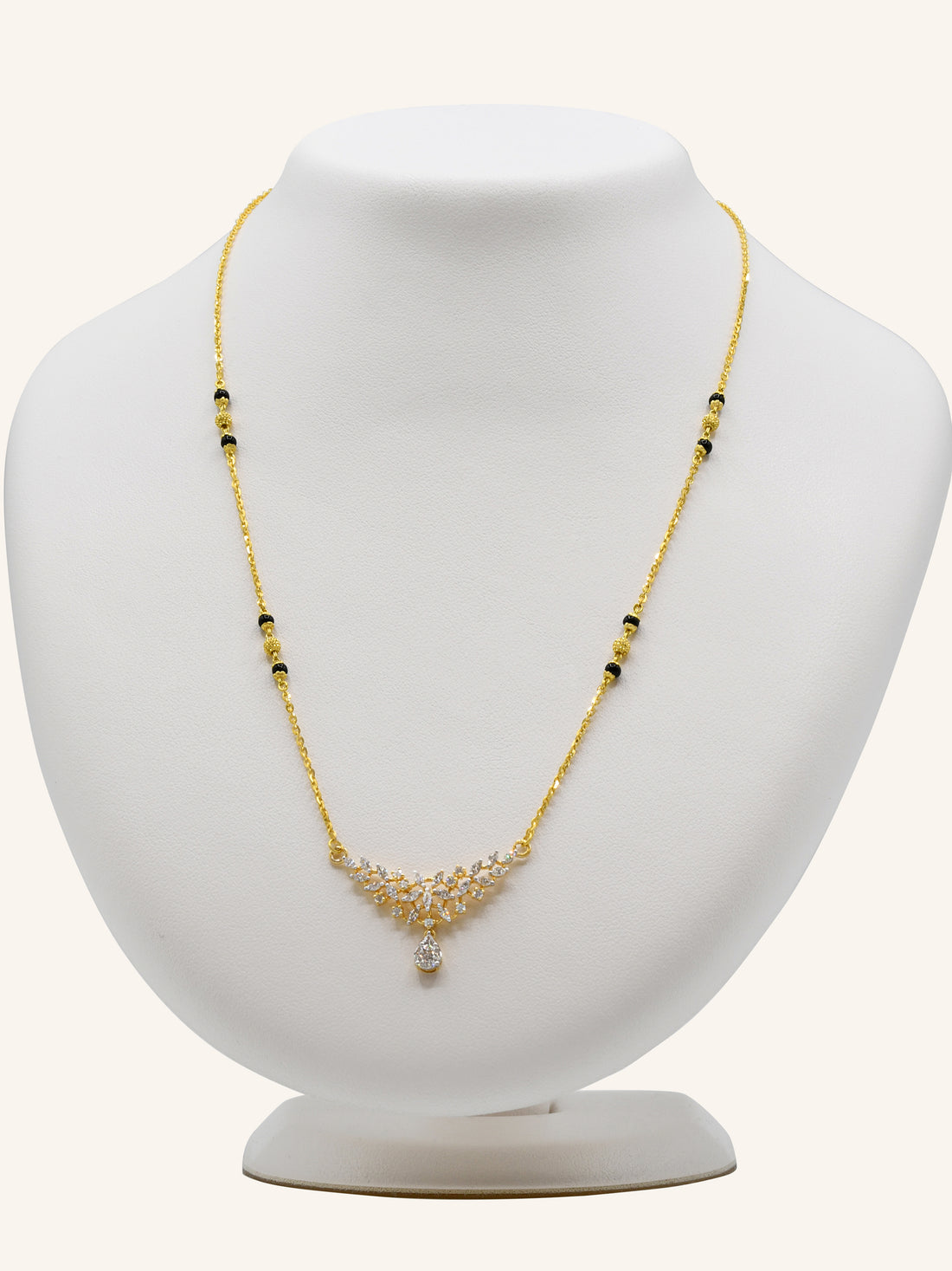 18ct Gold Diamond Mangal Sutra - Roop Darshan