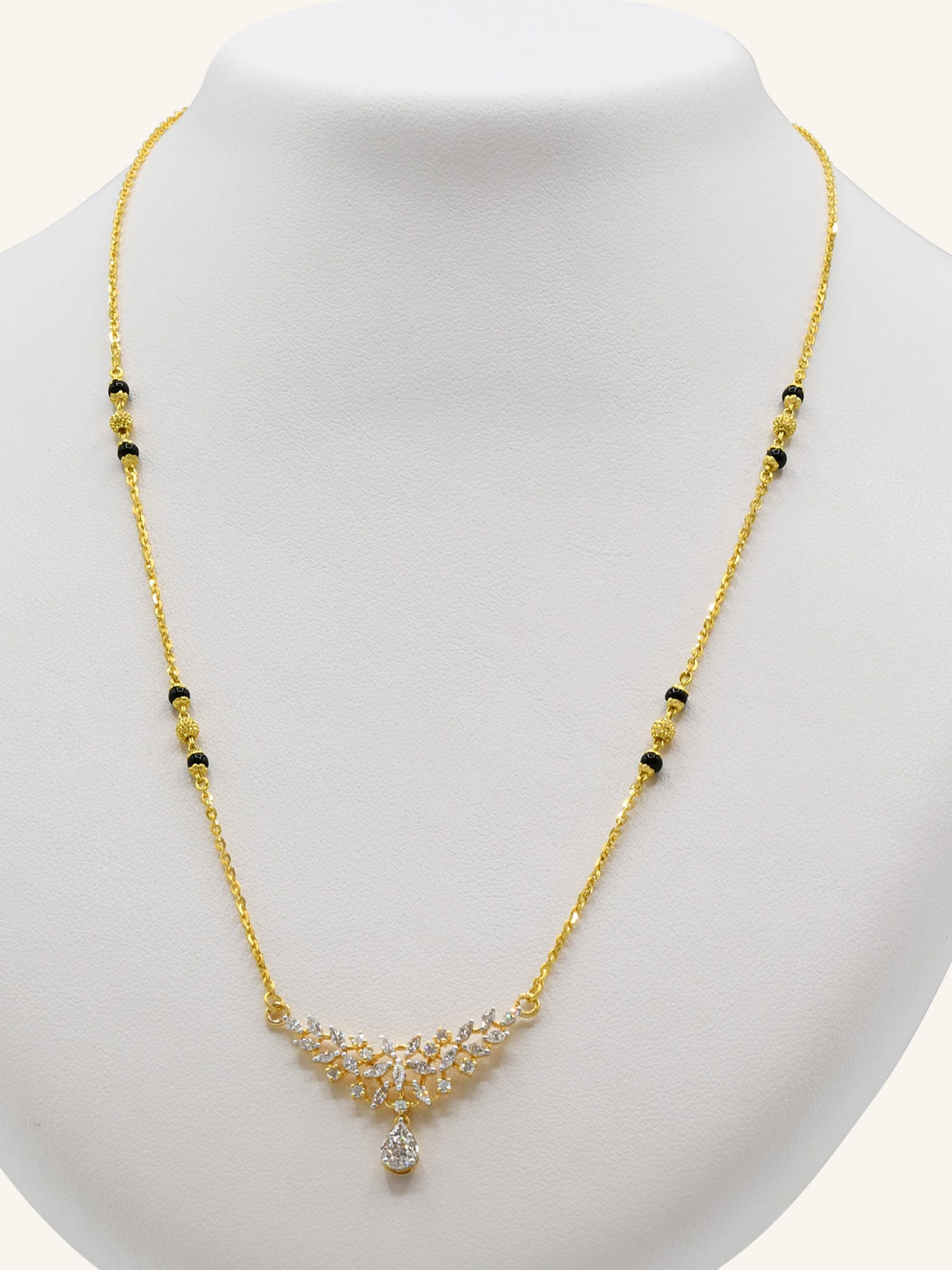 18ct Gold Diamond Mangal Sutra - Roop Darshan