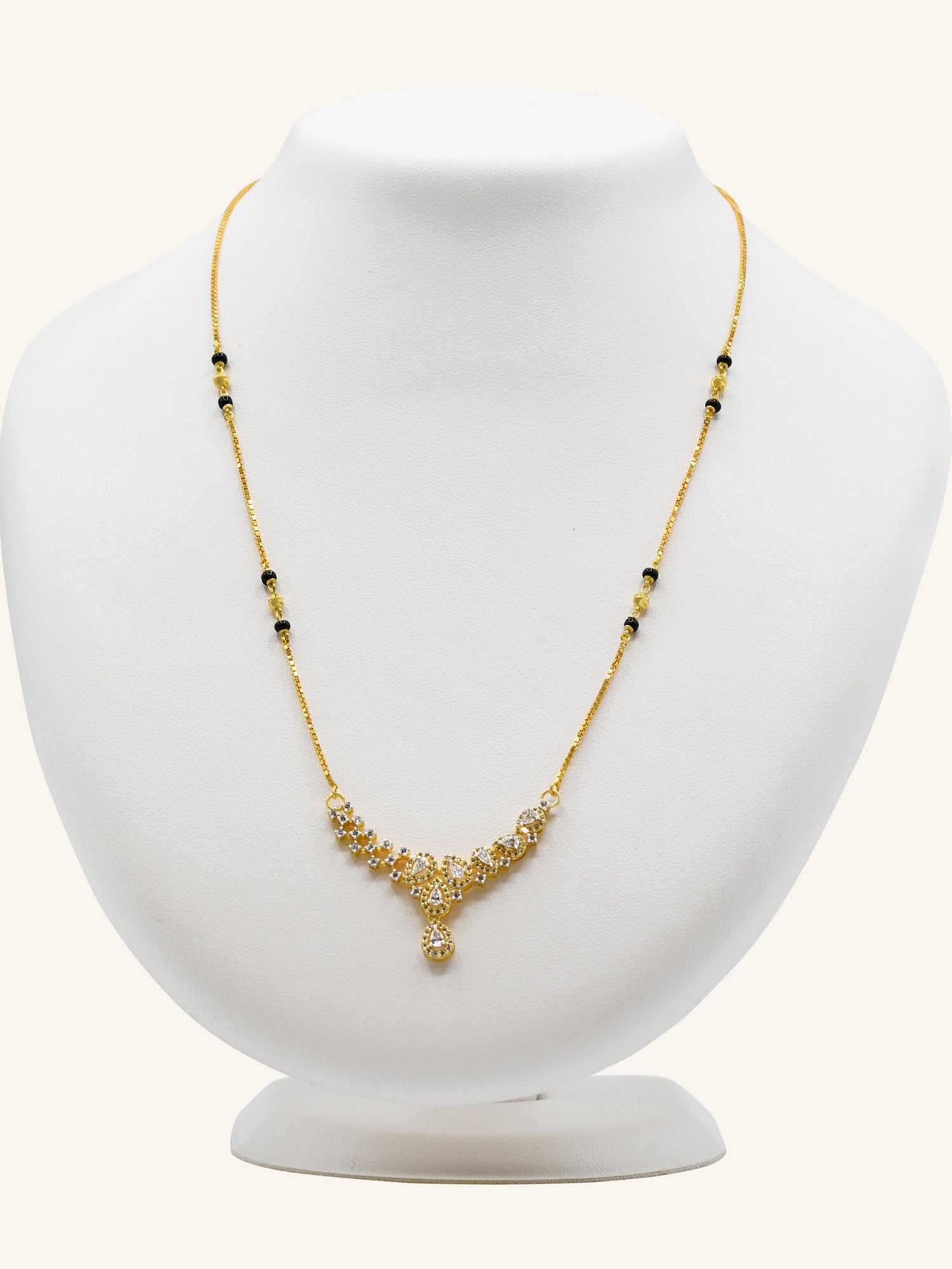 18ct Gold Diamond Mangal Sutra - Roop Darshan