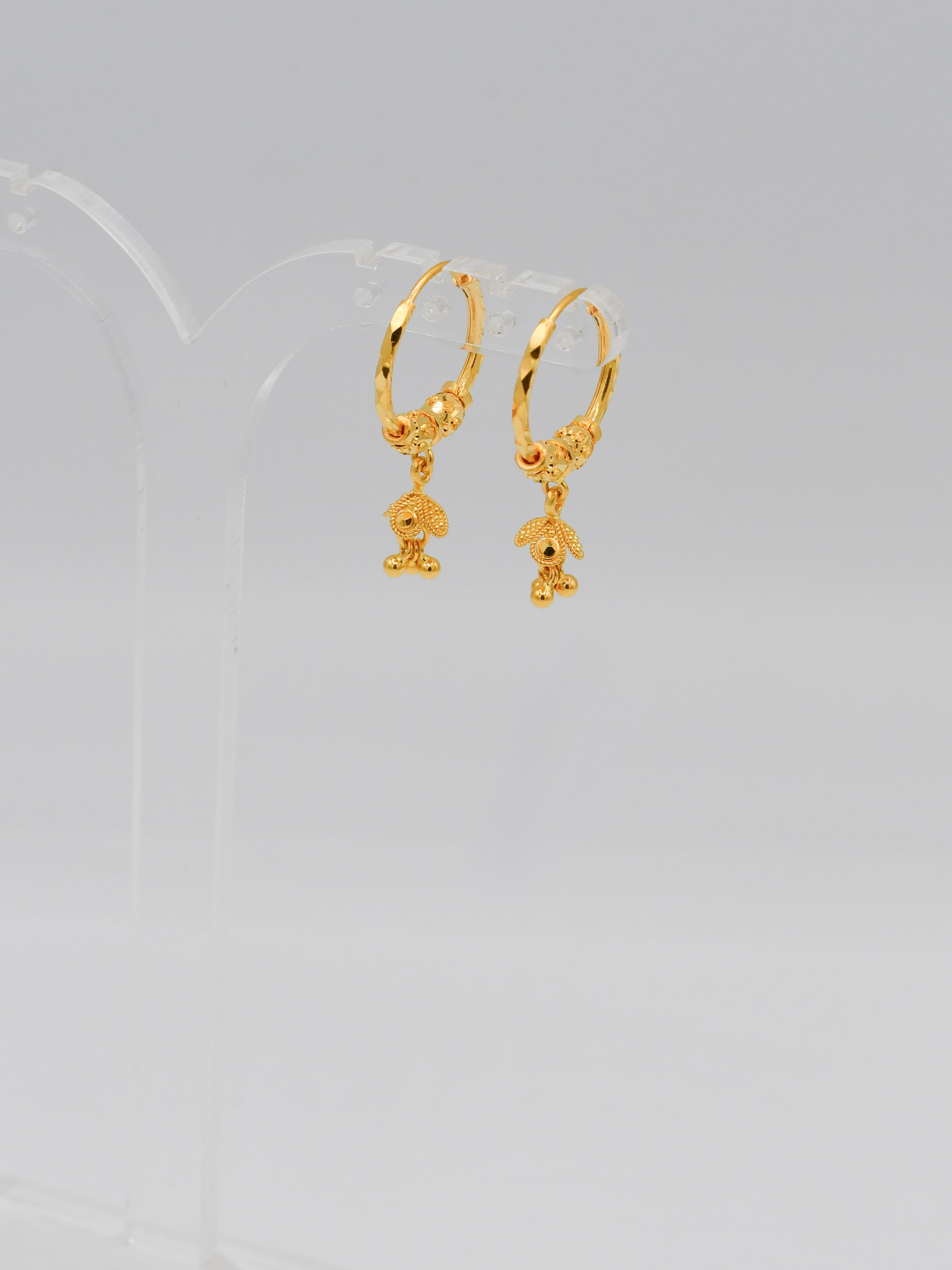 22ct Gold Ball Bali with Hanging