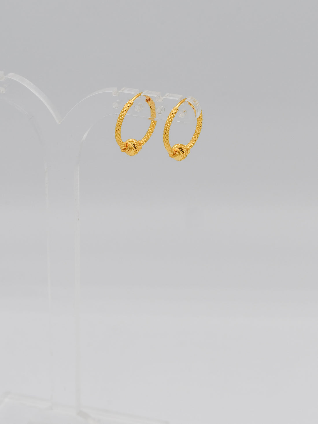 22ct Gold Hammered Ball Bali