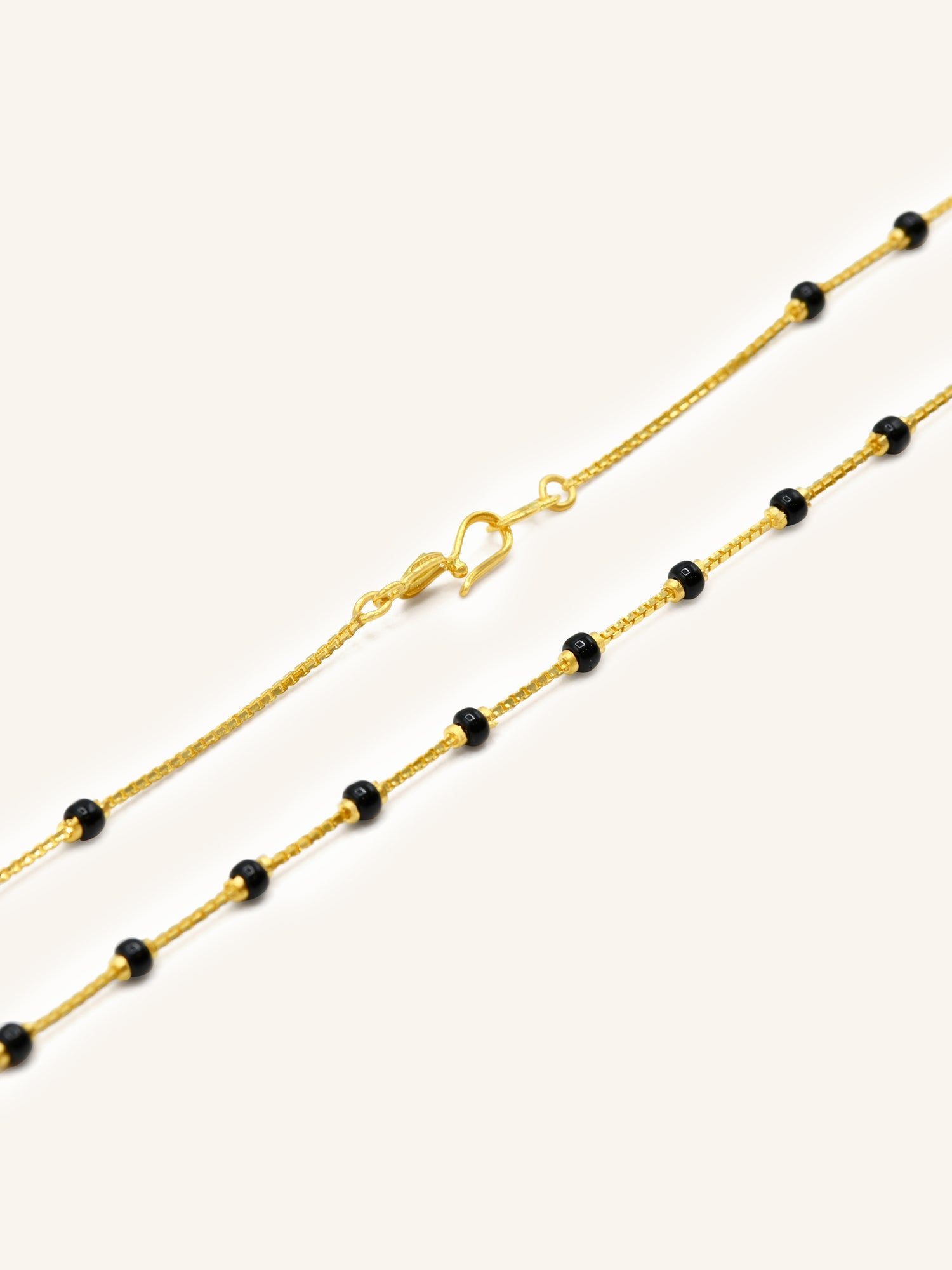 22ct Gold Mangal Sutra 4.93 GMS - Roop Darshan
