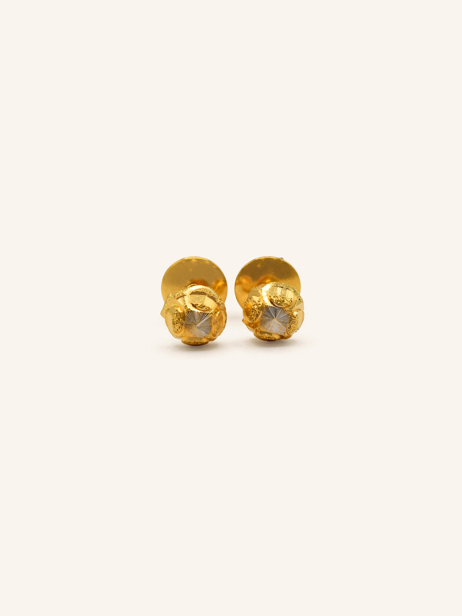 22ct Gold Stud Earrings 2.49 GMS - Roop Darshan