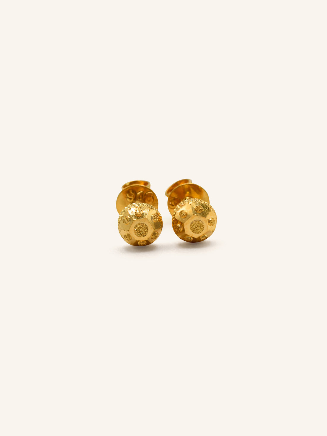 22ct Gold Two Tone Stud Earring 1.27 GMS - Roop Darshan