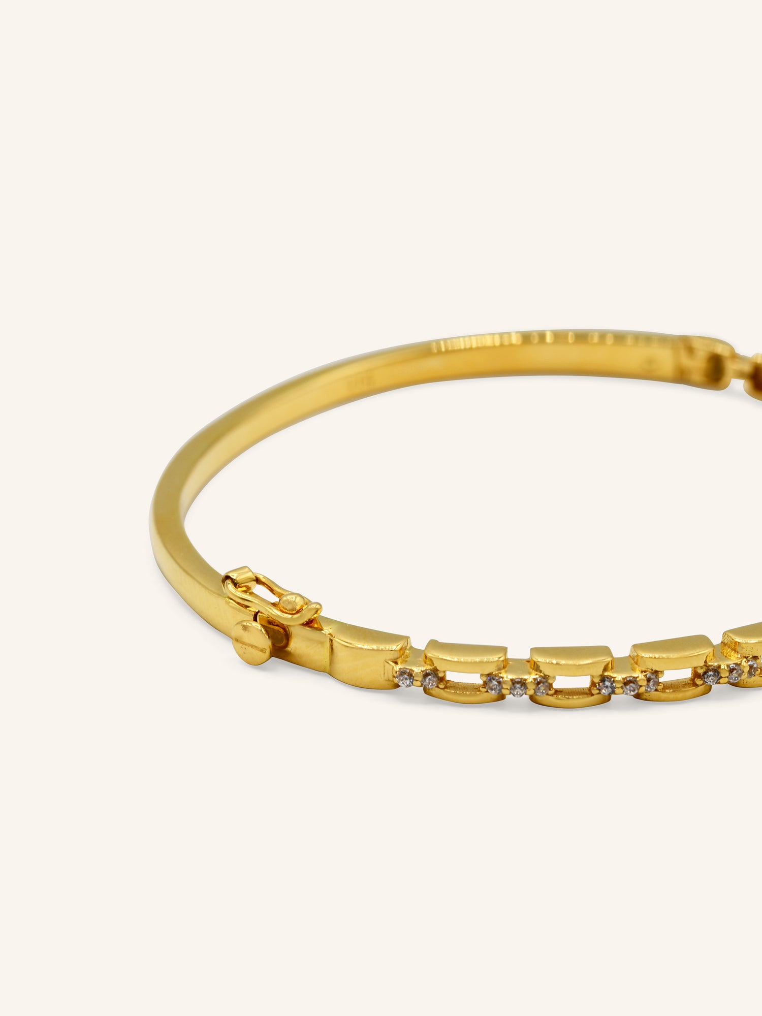 22ct Gold 1 Piece CZ Bangle