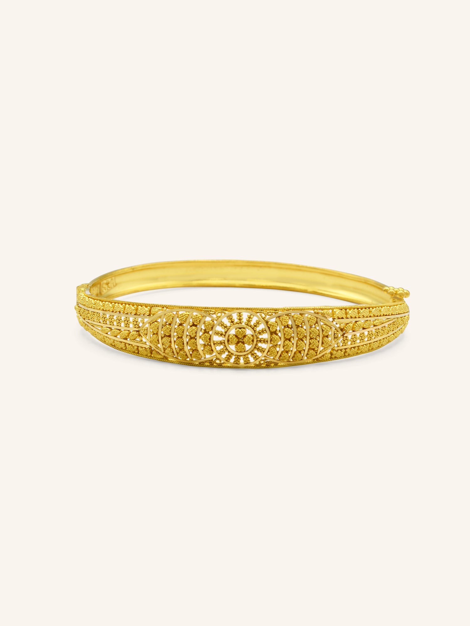 22ct Gold 1 Piece Screw Bangle