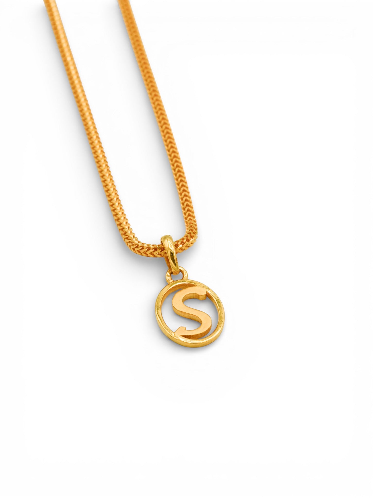 22ct Gold "S" Pendant