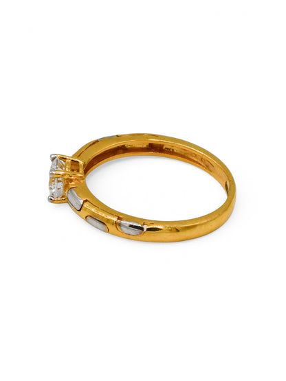 22Ct Gold CZ Ladies Ring