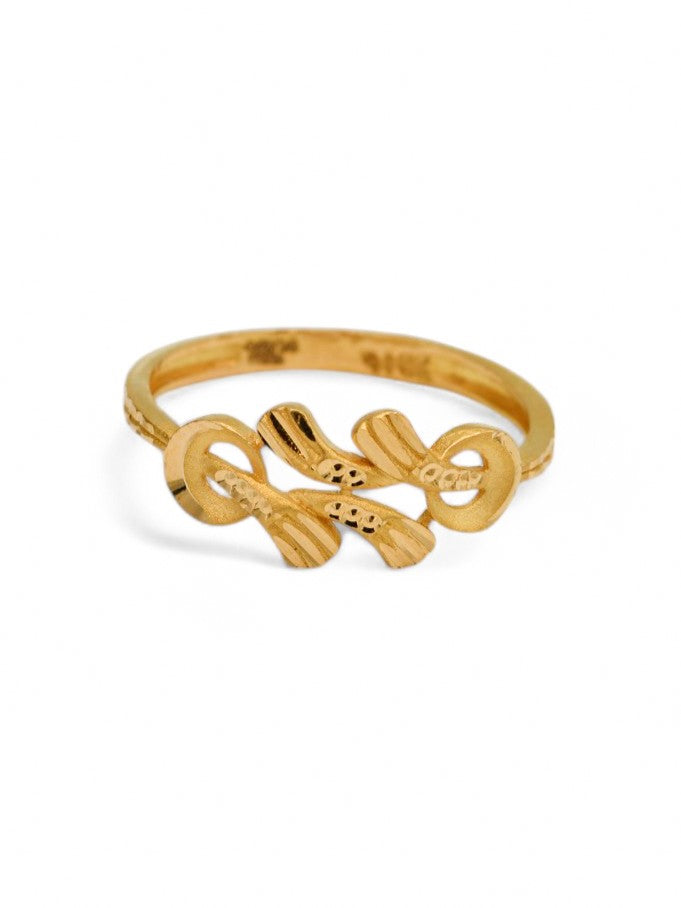 22ct Gold Ladies Ring