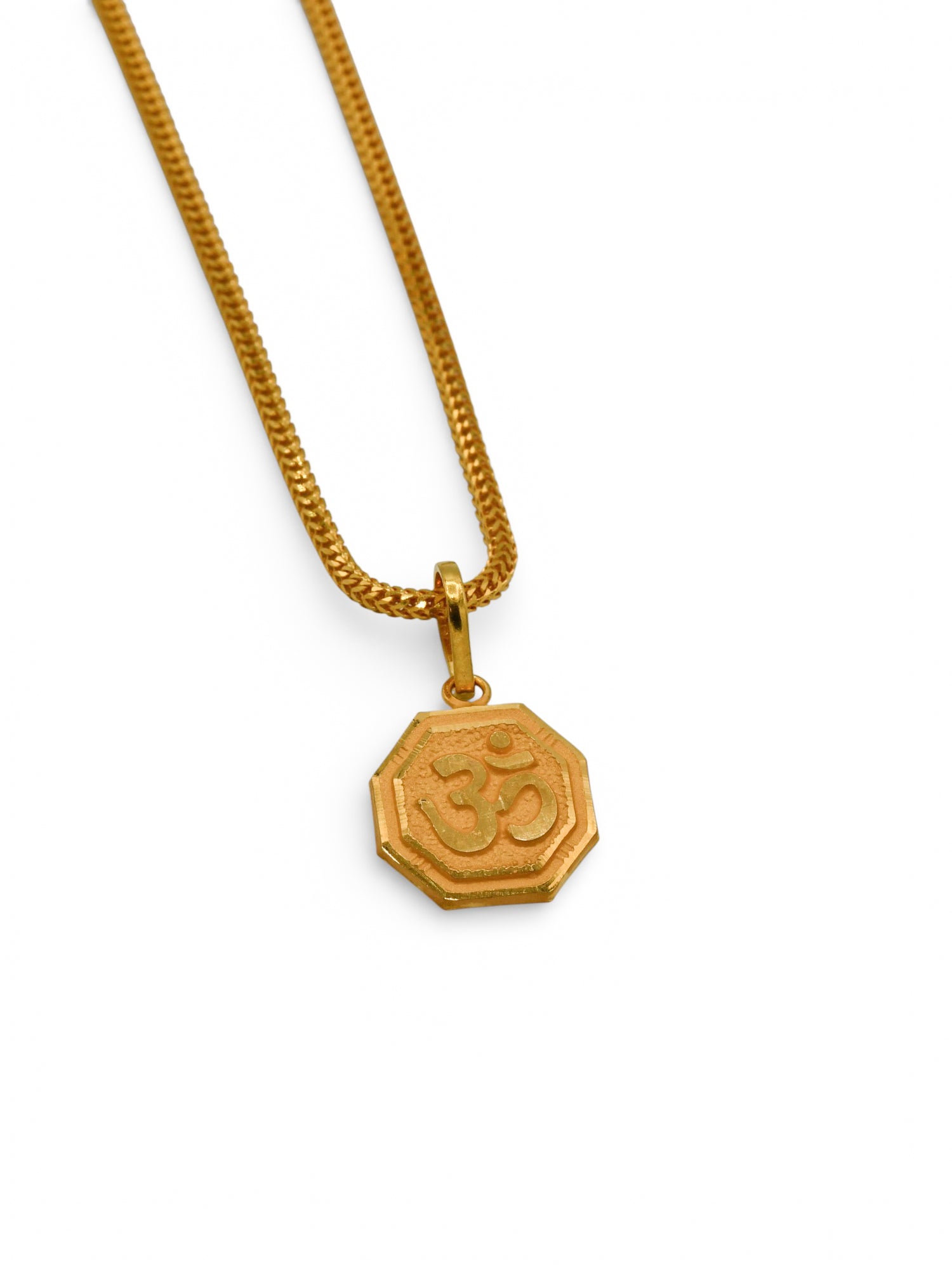 22Ct Gold Om Pendant