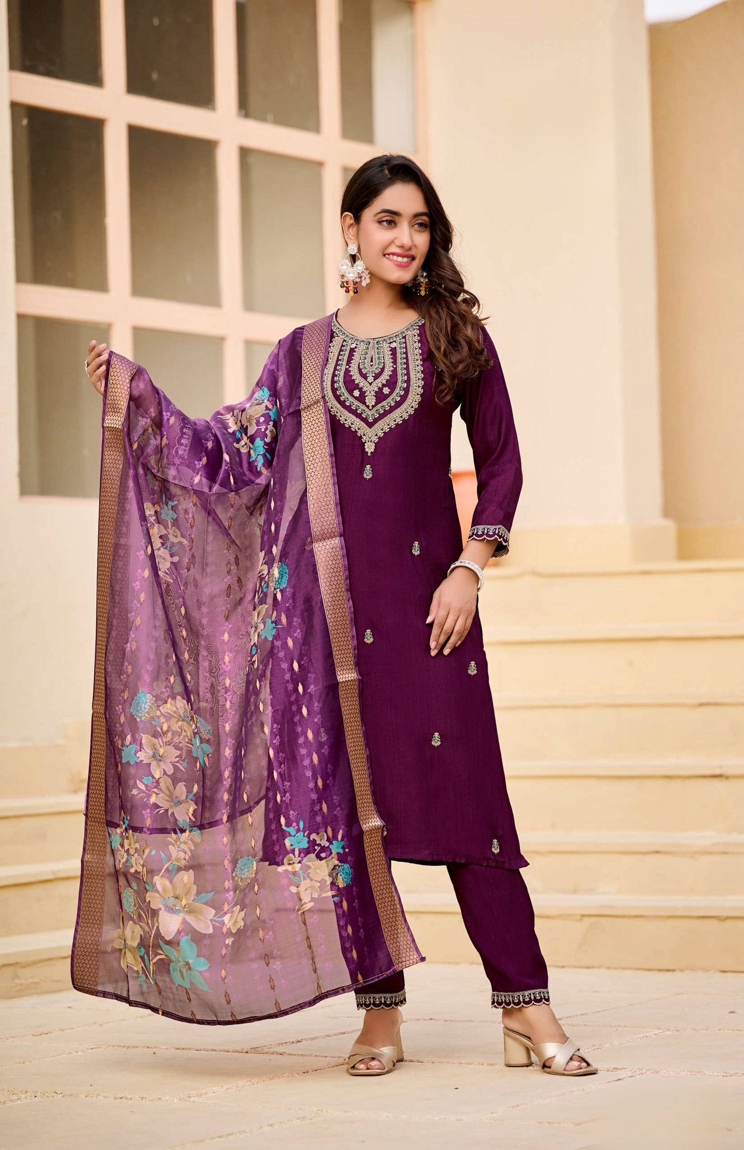 Ruhi Kamiz &amp; Pant