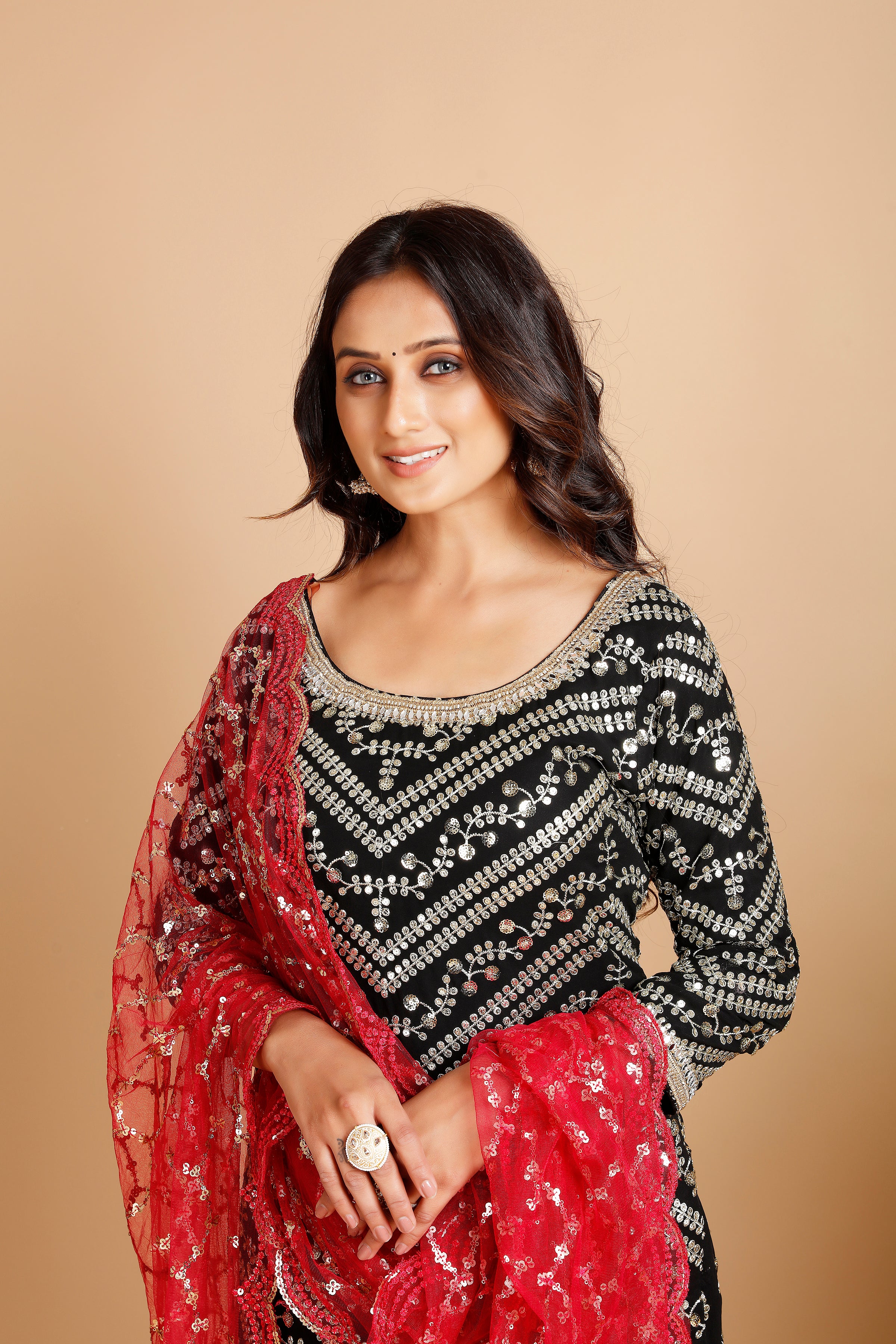 Sweta Patiyala Suit - Roop Darshan