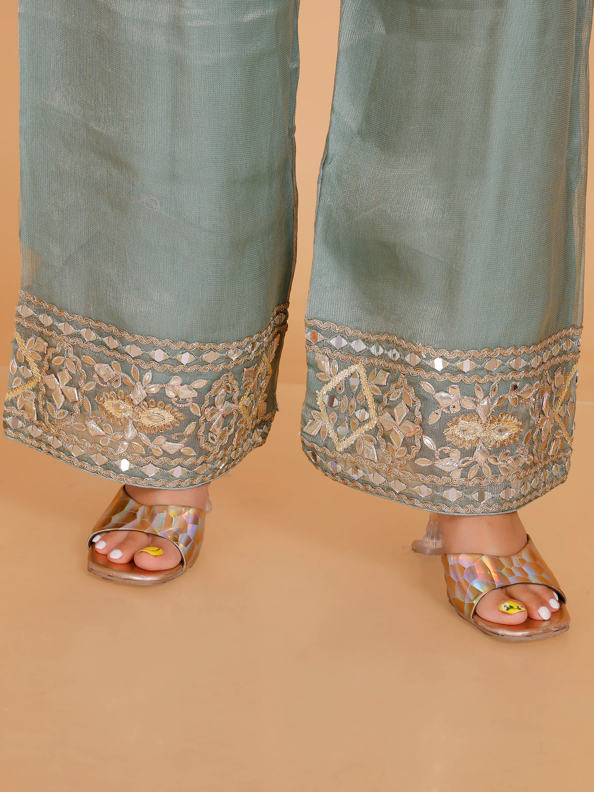 Ziya Straight Suit