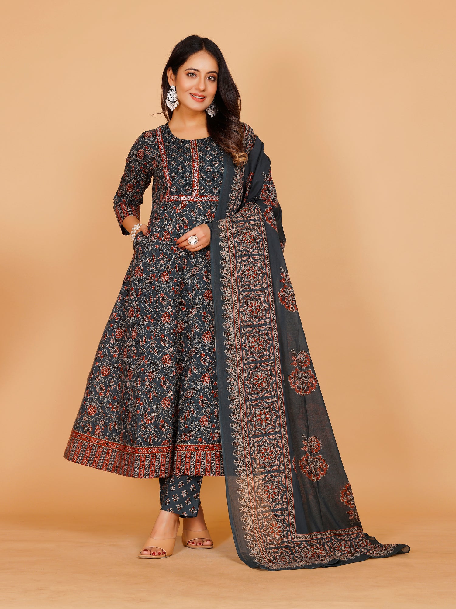 Tanya Flair Suit - Roop Darshan