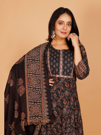 Tanya Flair Suit - Roop Darshan