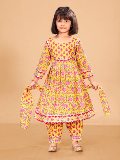 Girls Patiyala Suit