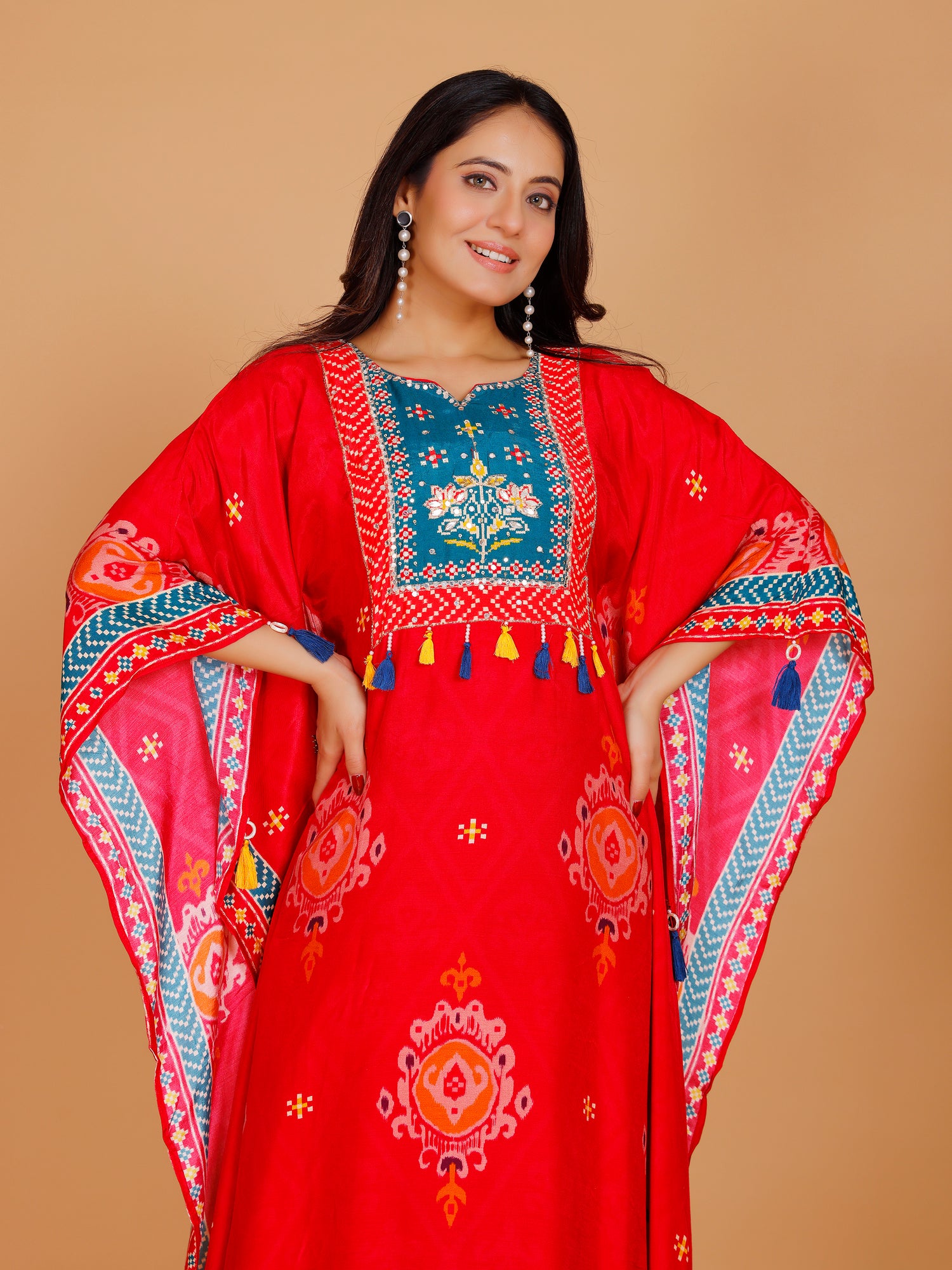 Dharini Kaftan With Pant - Roop Darshan
