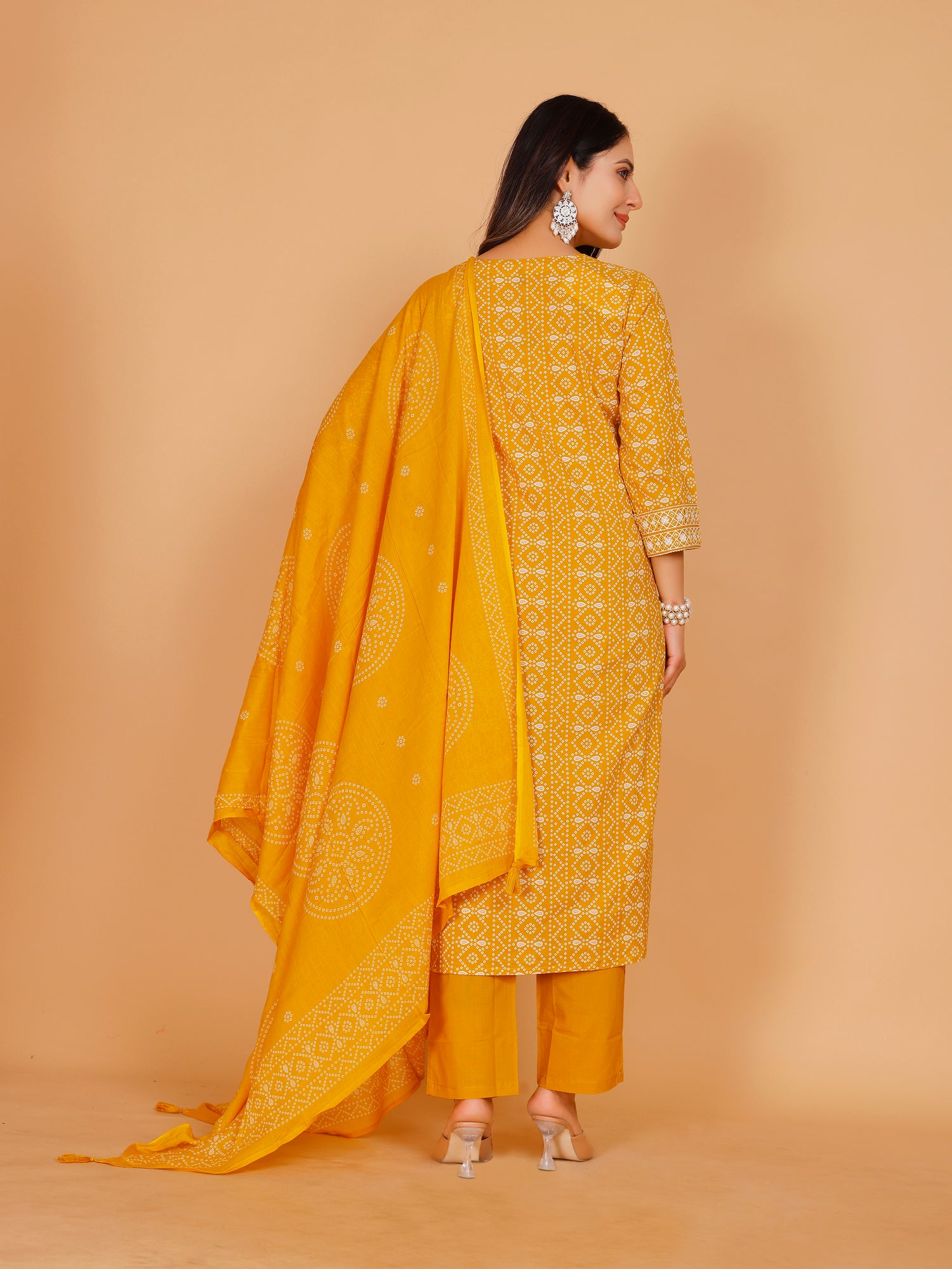 Mihika Kamiz &amp; Pant - Roop Darshan