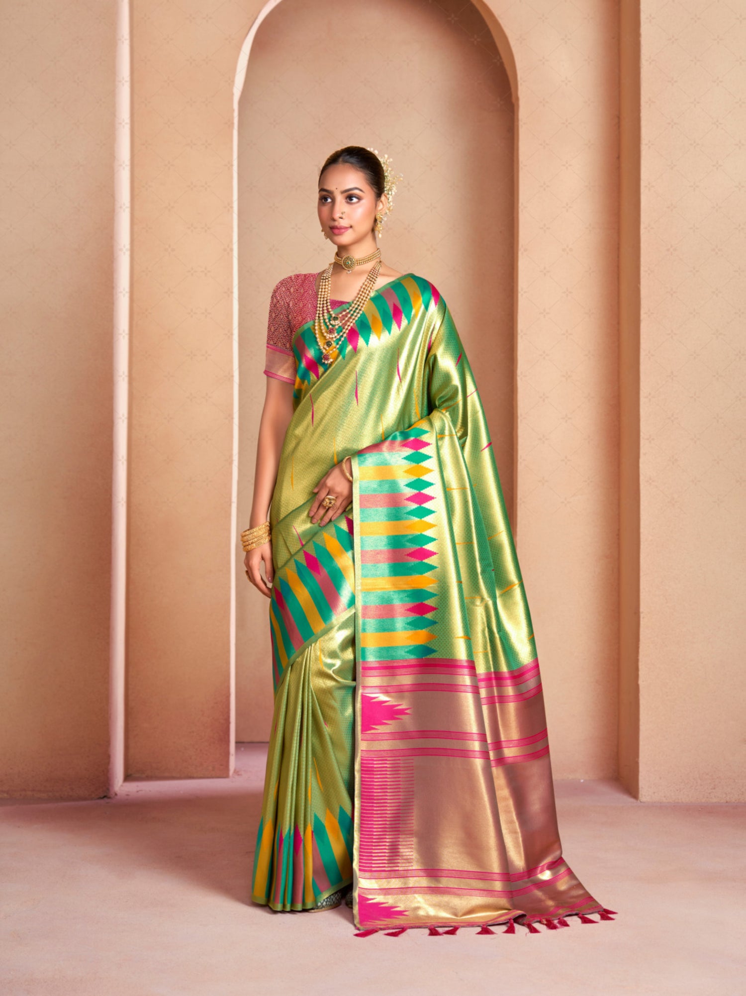 Rajshree Saree