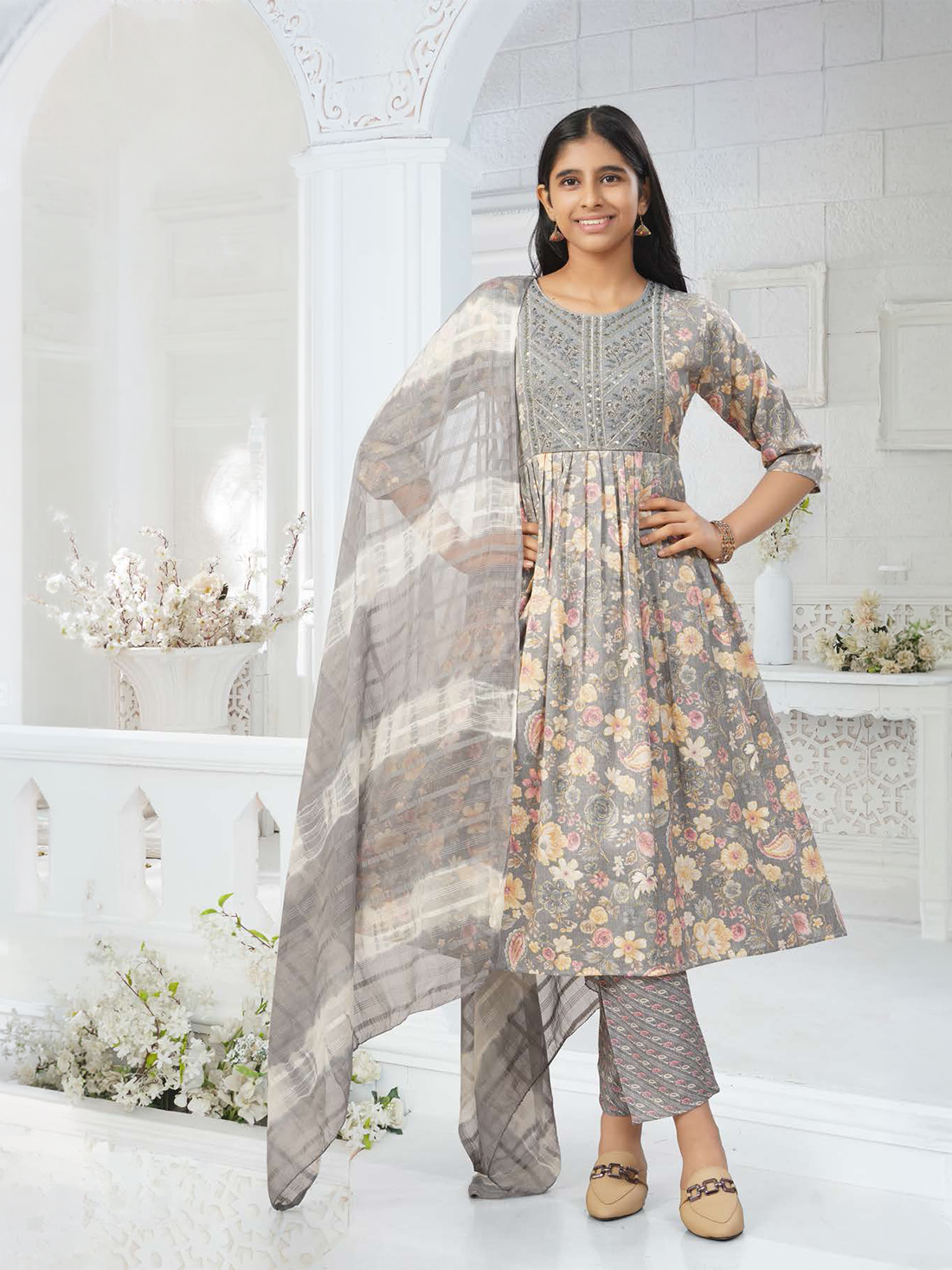 Veeha Rayon Printed Flair Suit