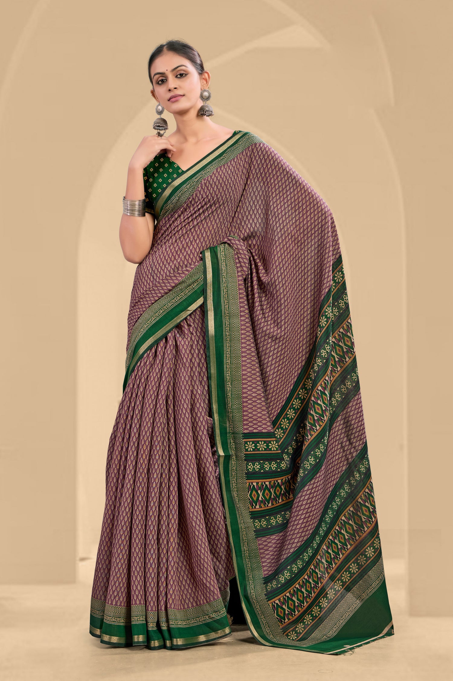 Inaya Saree