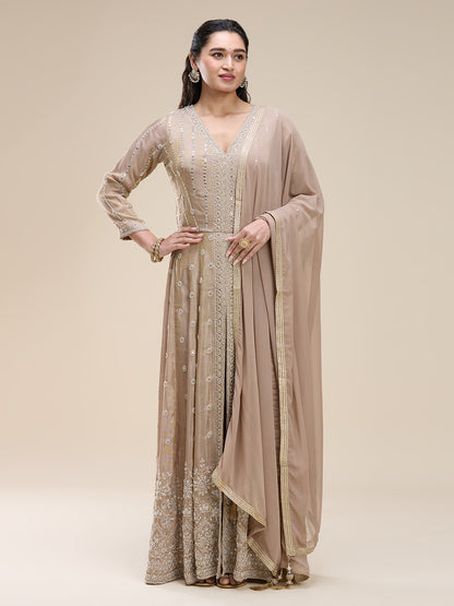 Veena Flair Suit - Roop Darshan