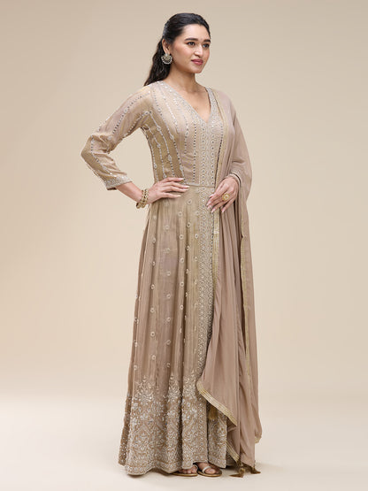 Veena Flair Suit - Roop Darshan