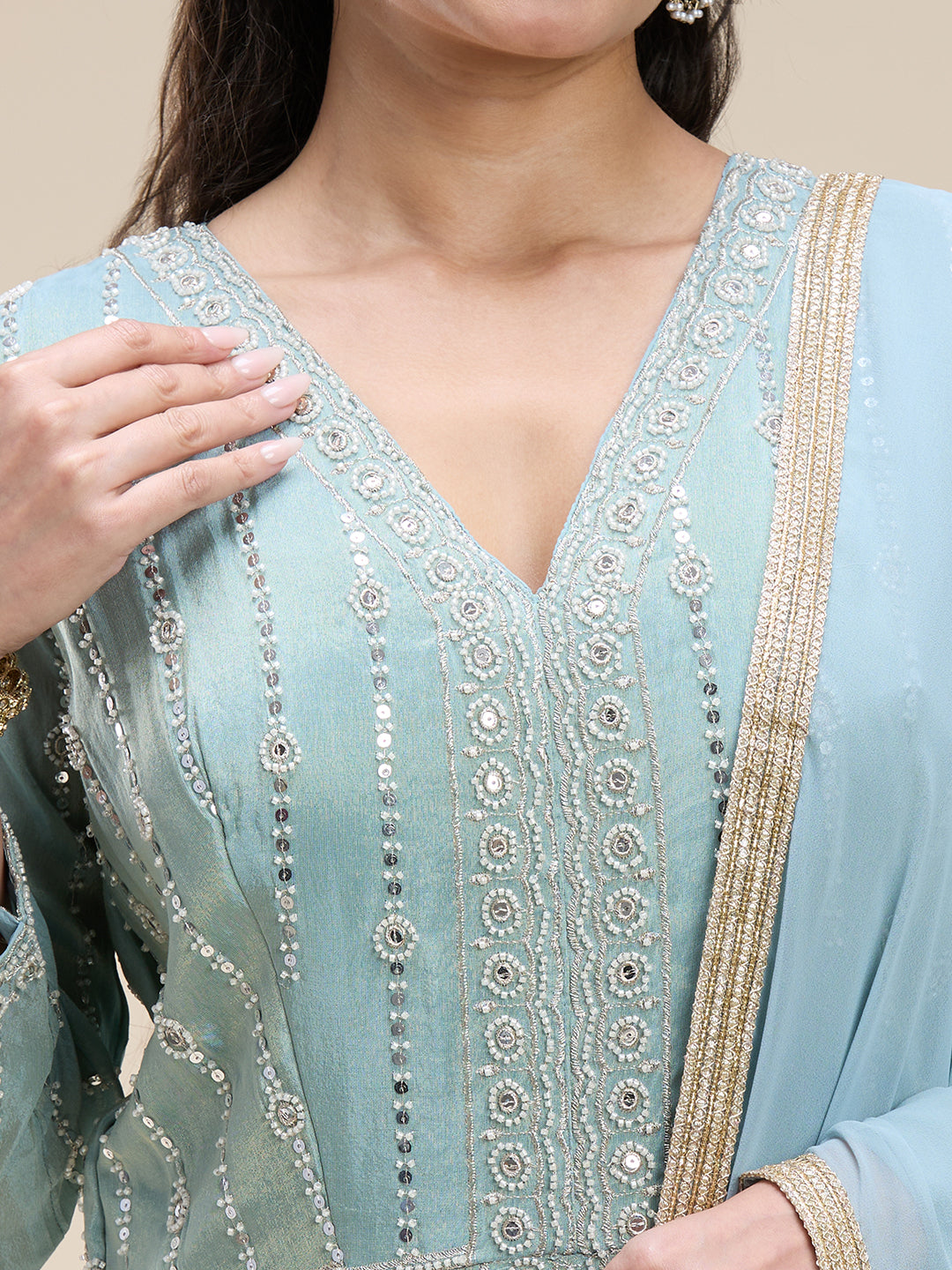 Veena Flair Suit - Roop Darshan