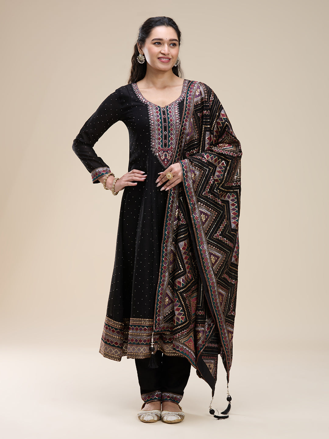 Mahira Flair Suit - Roop Darshan